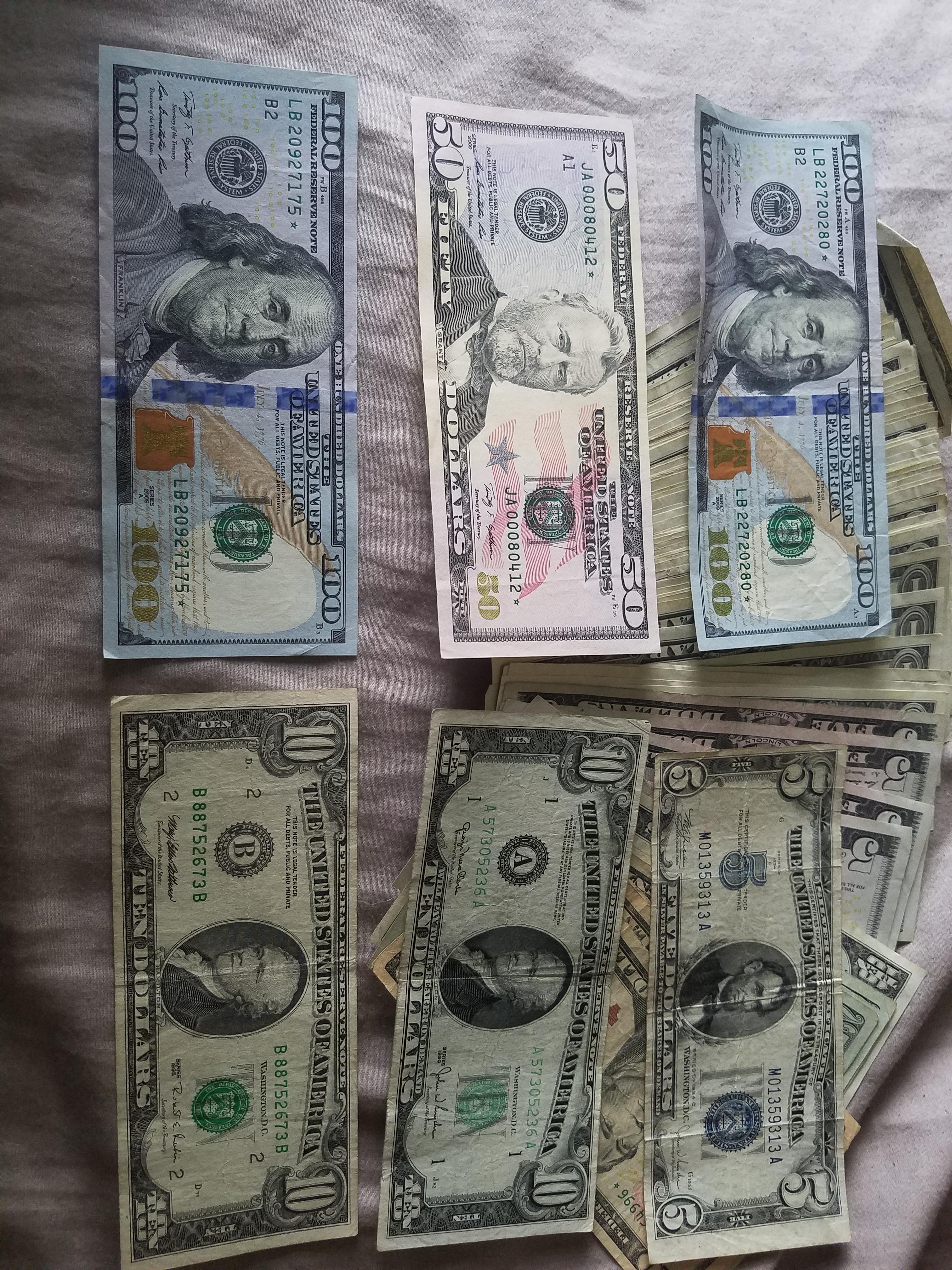 First year of collecting paper money. About $450 in * notes, the blue