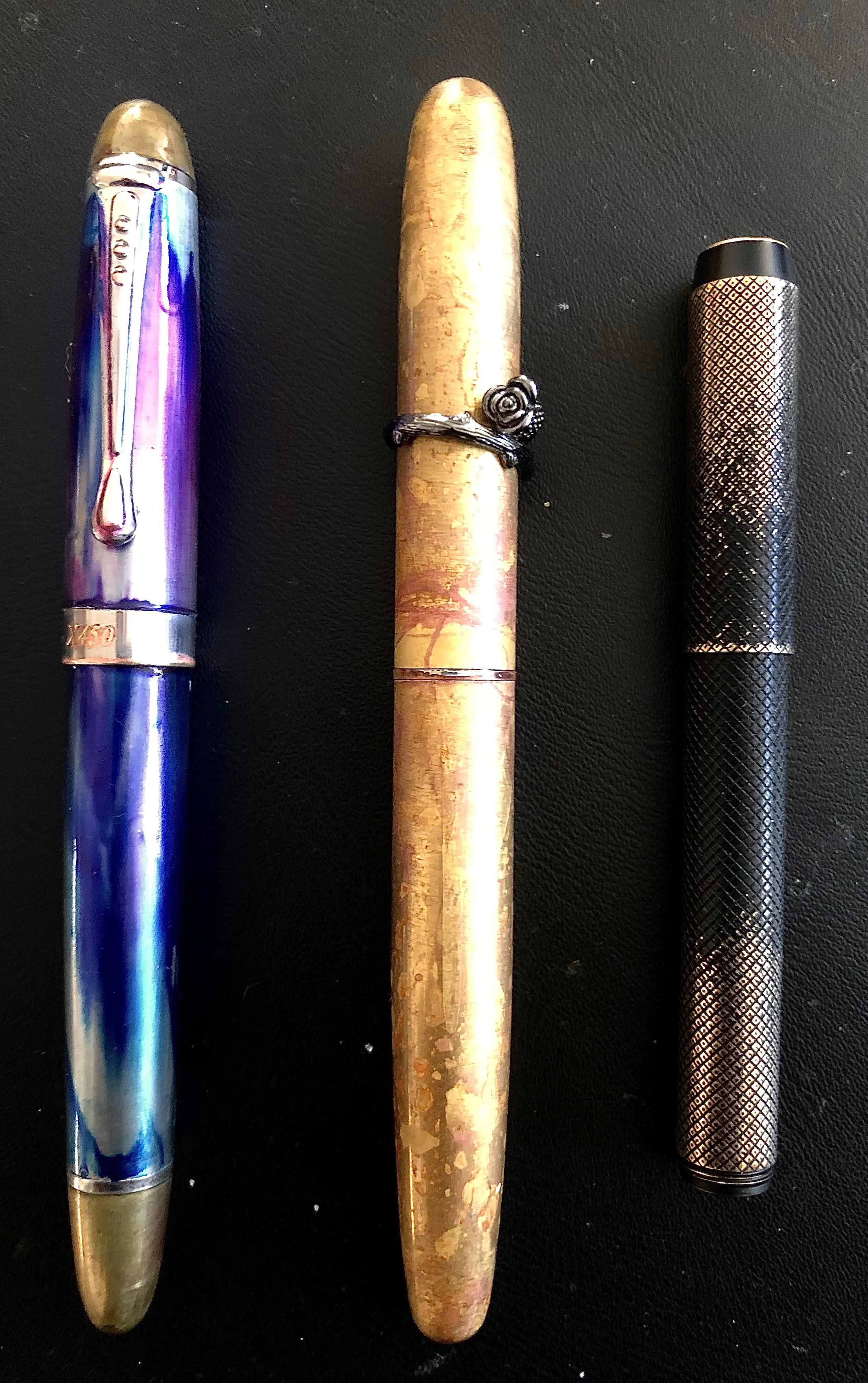 A few cheap pens I experimented on. Anyone else do this? r/fountainpens