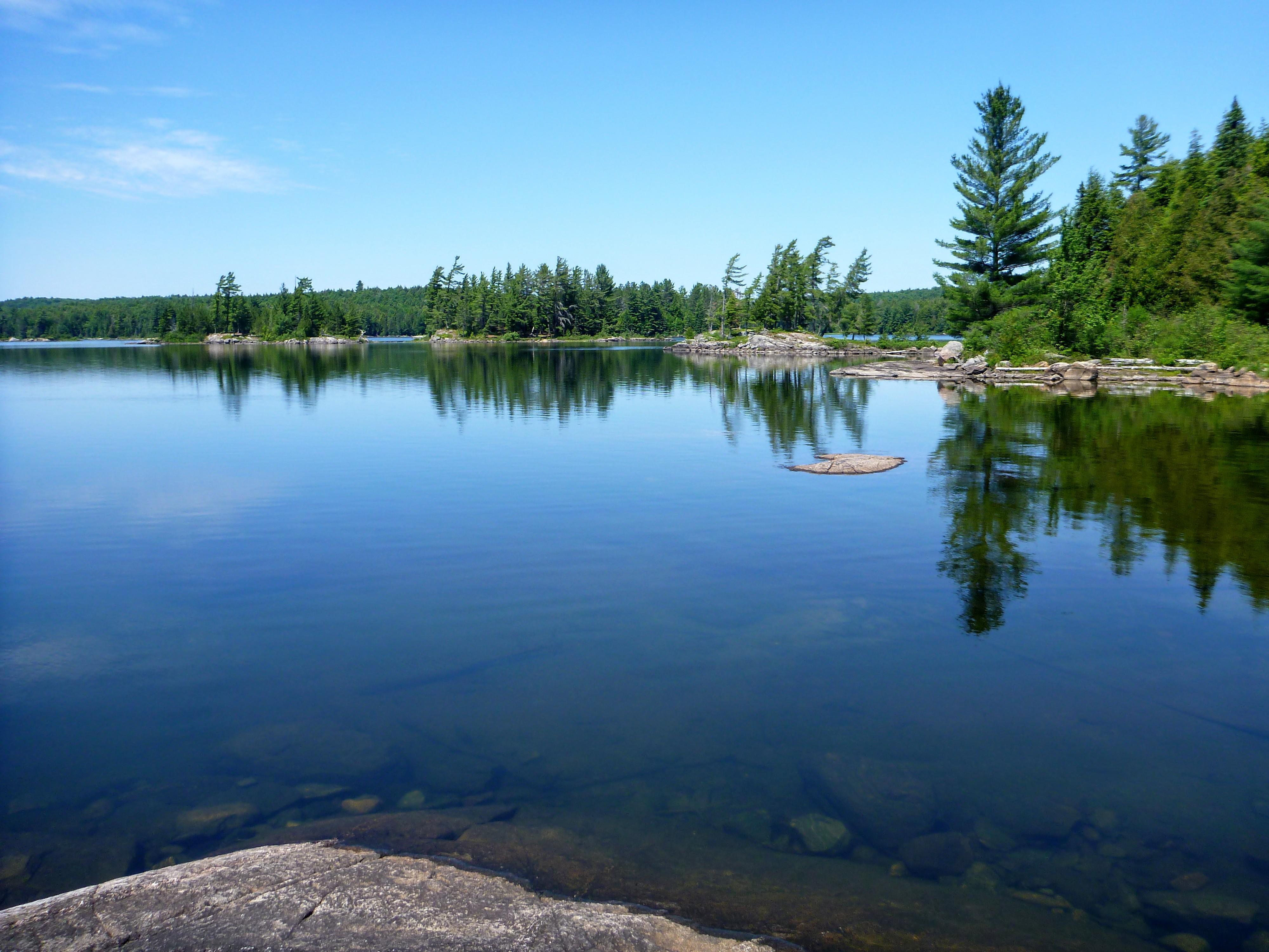 Lake Louisa, Algonquin Provincial Park, Ontario, Canada [4000x3000] [OC