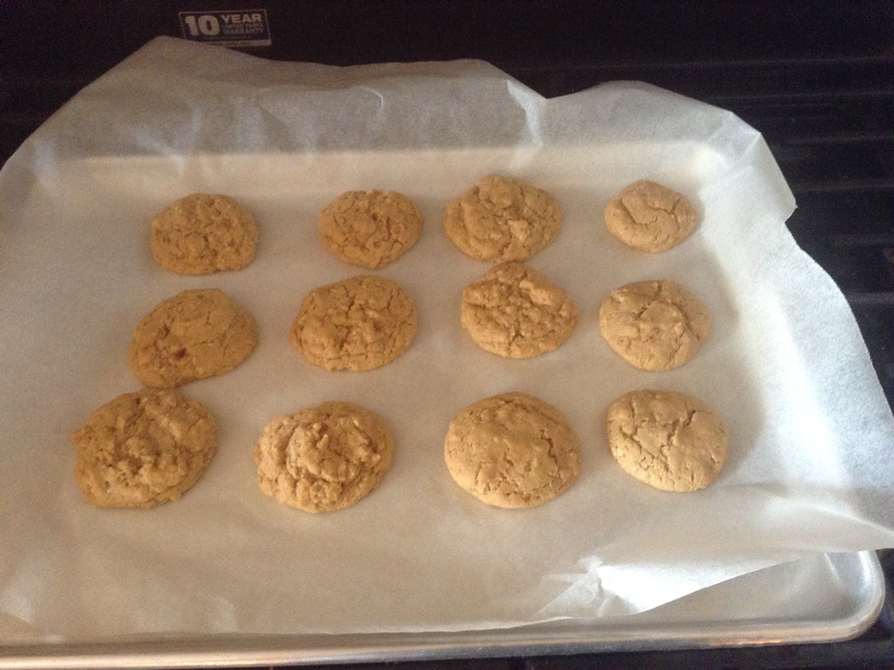 [Homemade] I made oatmeal peanut butter cookies ) r/food