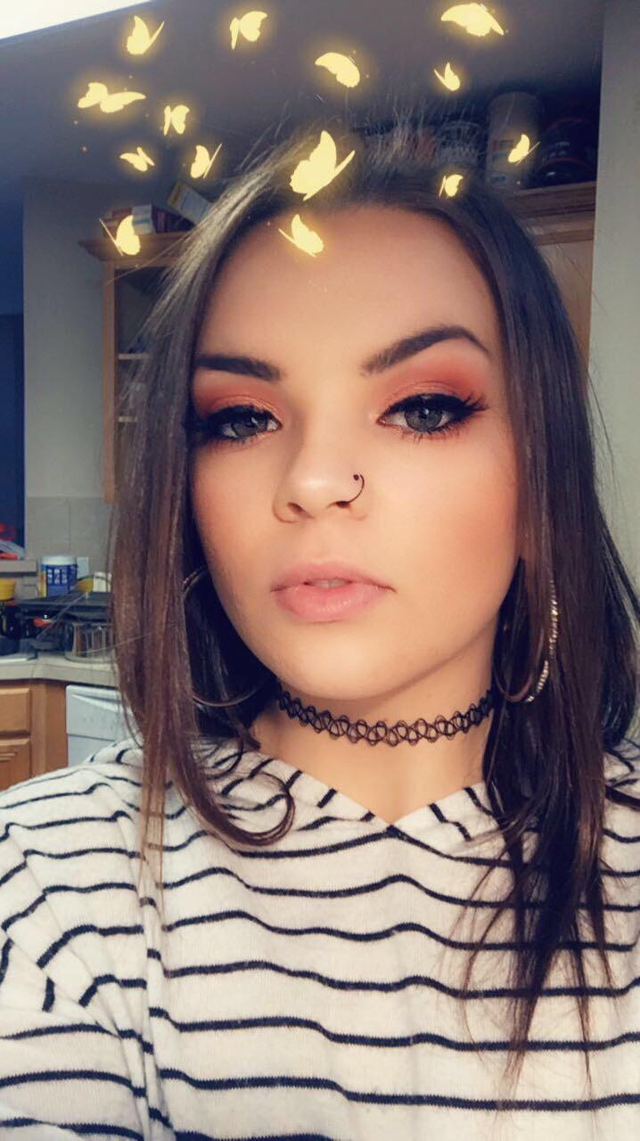 Fridge light is the best light for selfies👌🏼 r/selfie