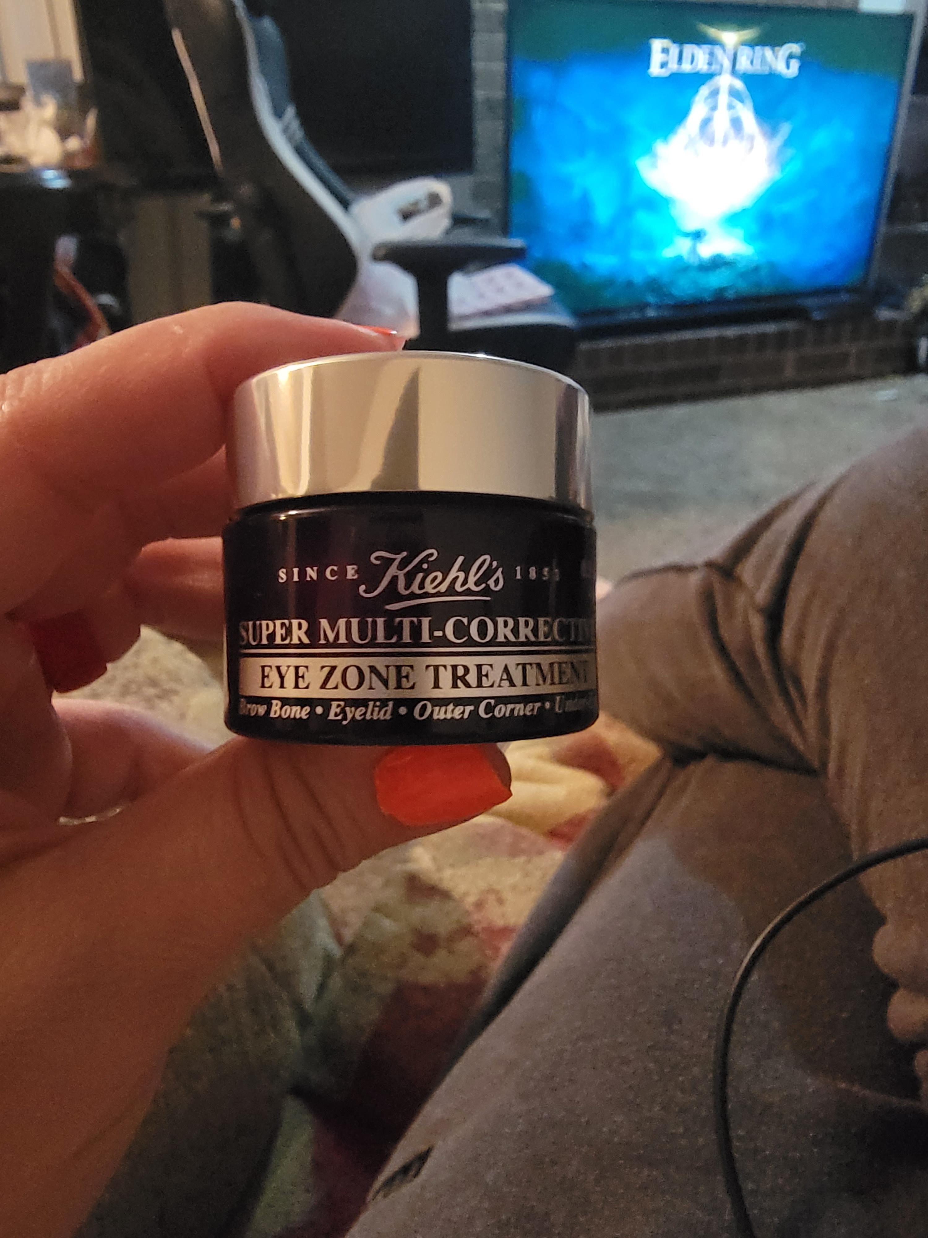 Needed a new eye cream that helps with my milia and dryness. Hope this works. Has anyone had any