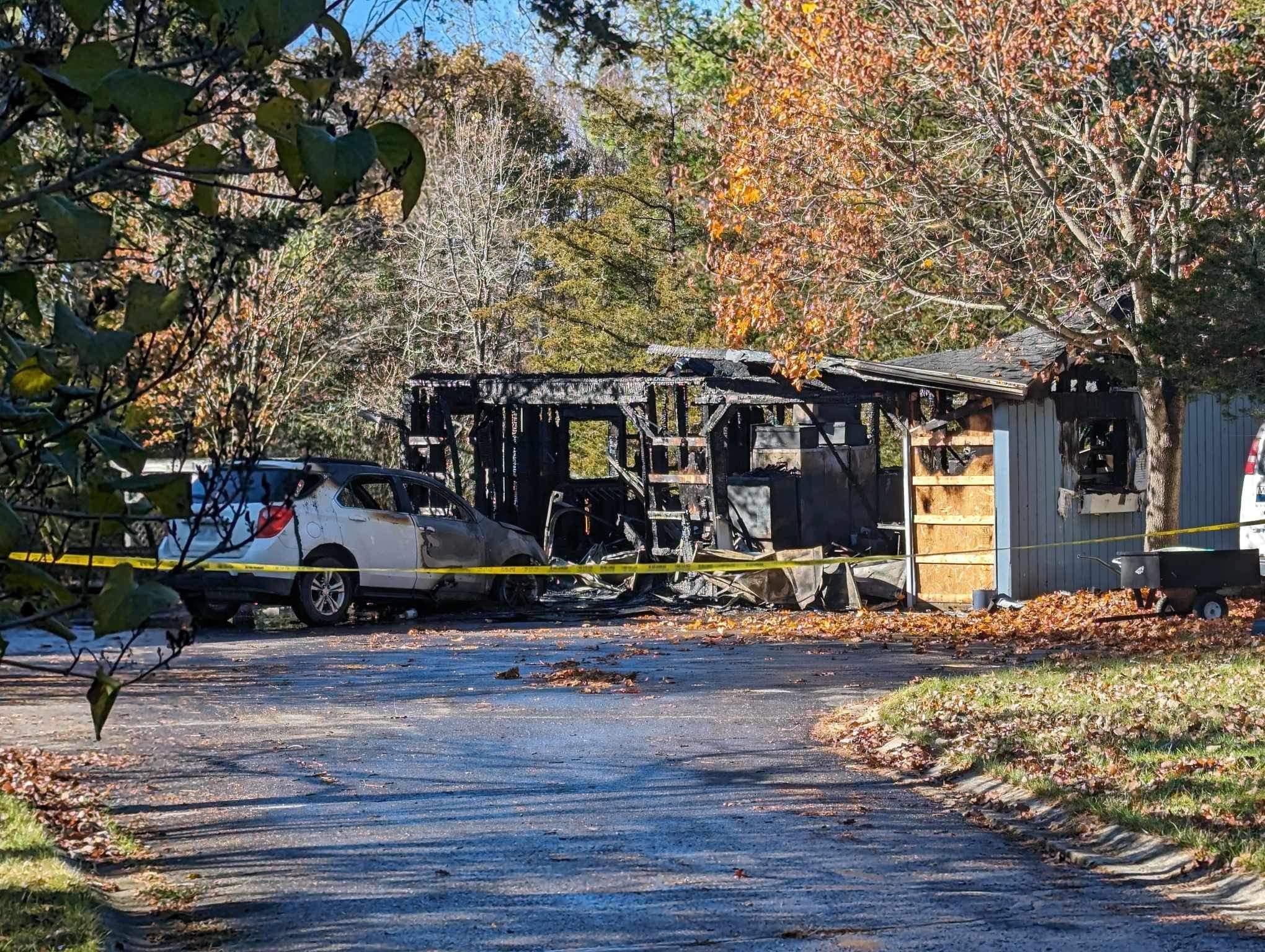 15 best r/makeithome images on Pholder 🚒🚔🚑 Collision on 401 nearing