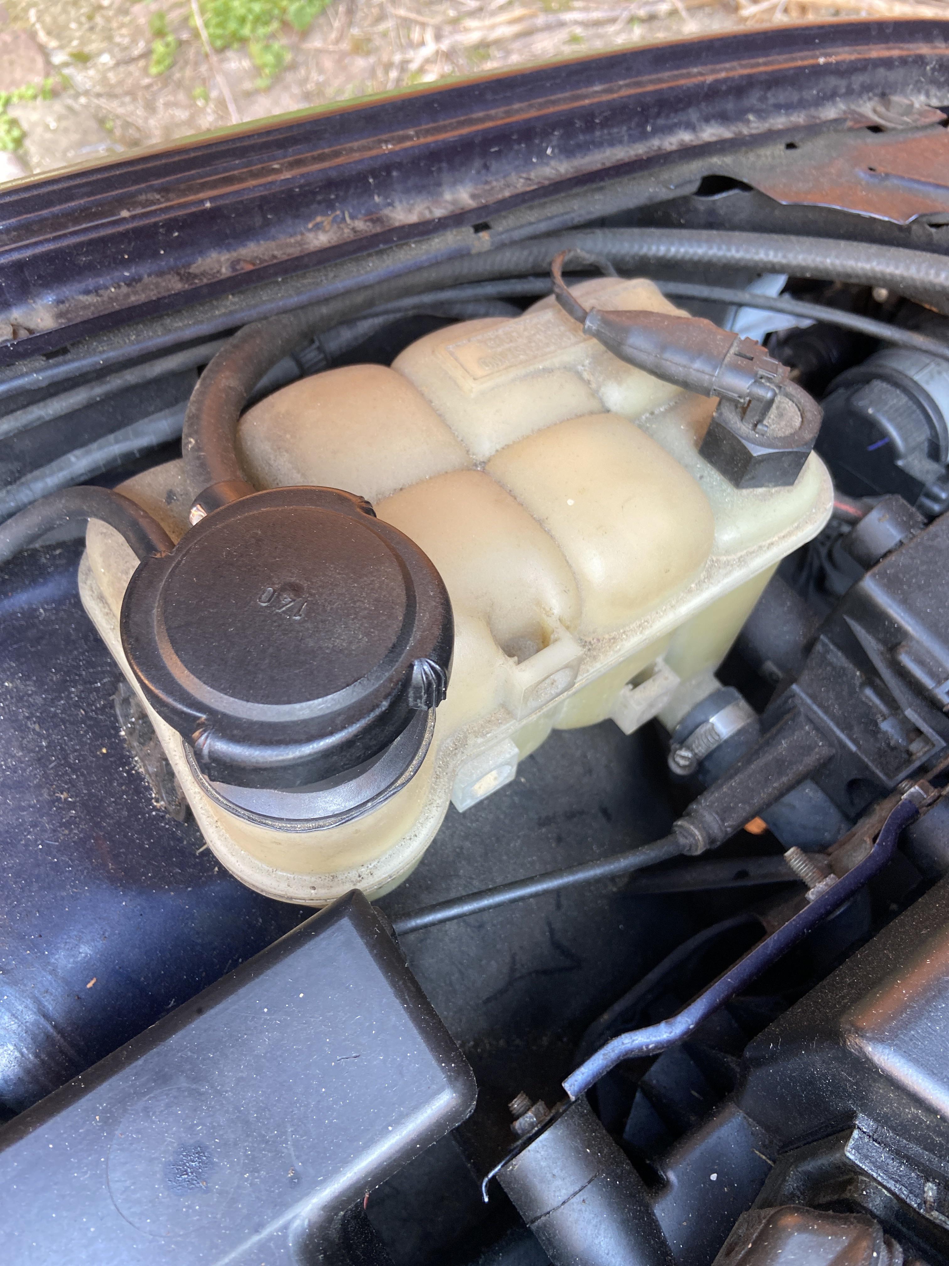 How do i check the coolant level? r/E30