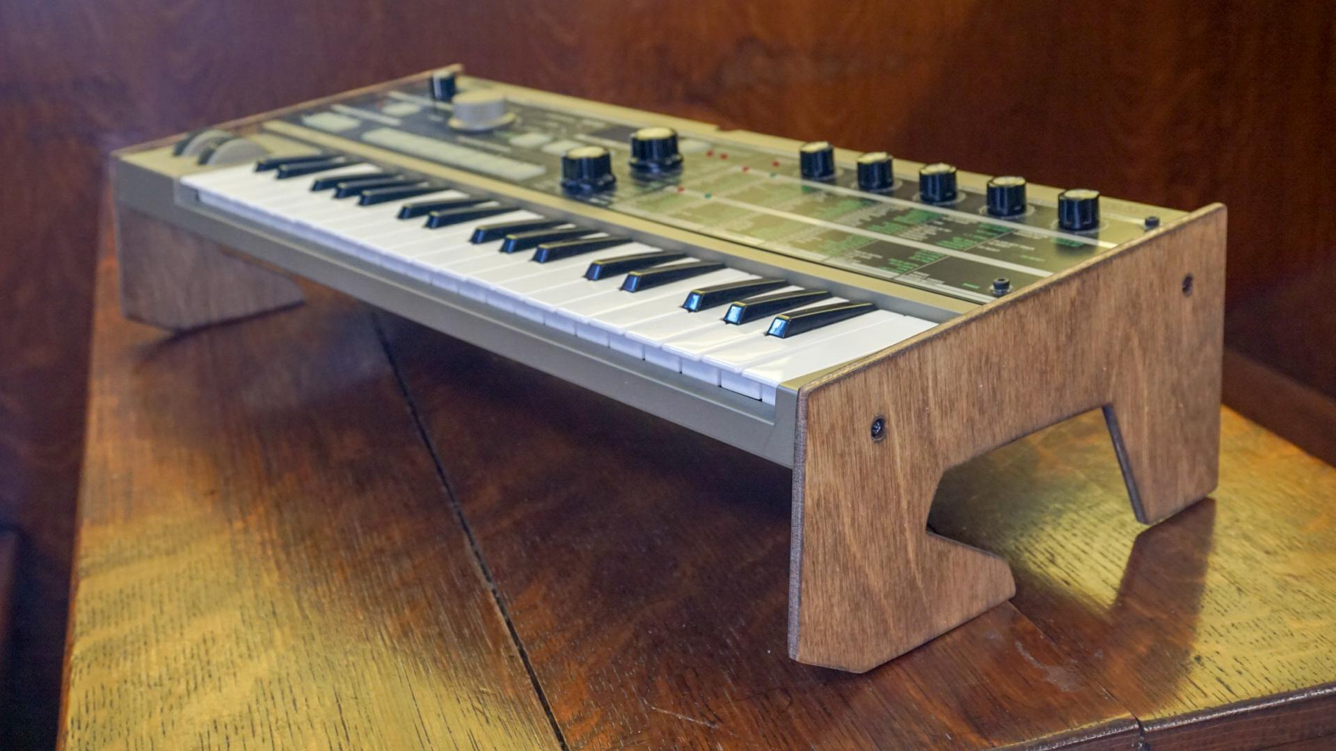 I made some stands for my r/synthesizers