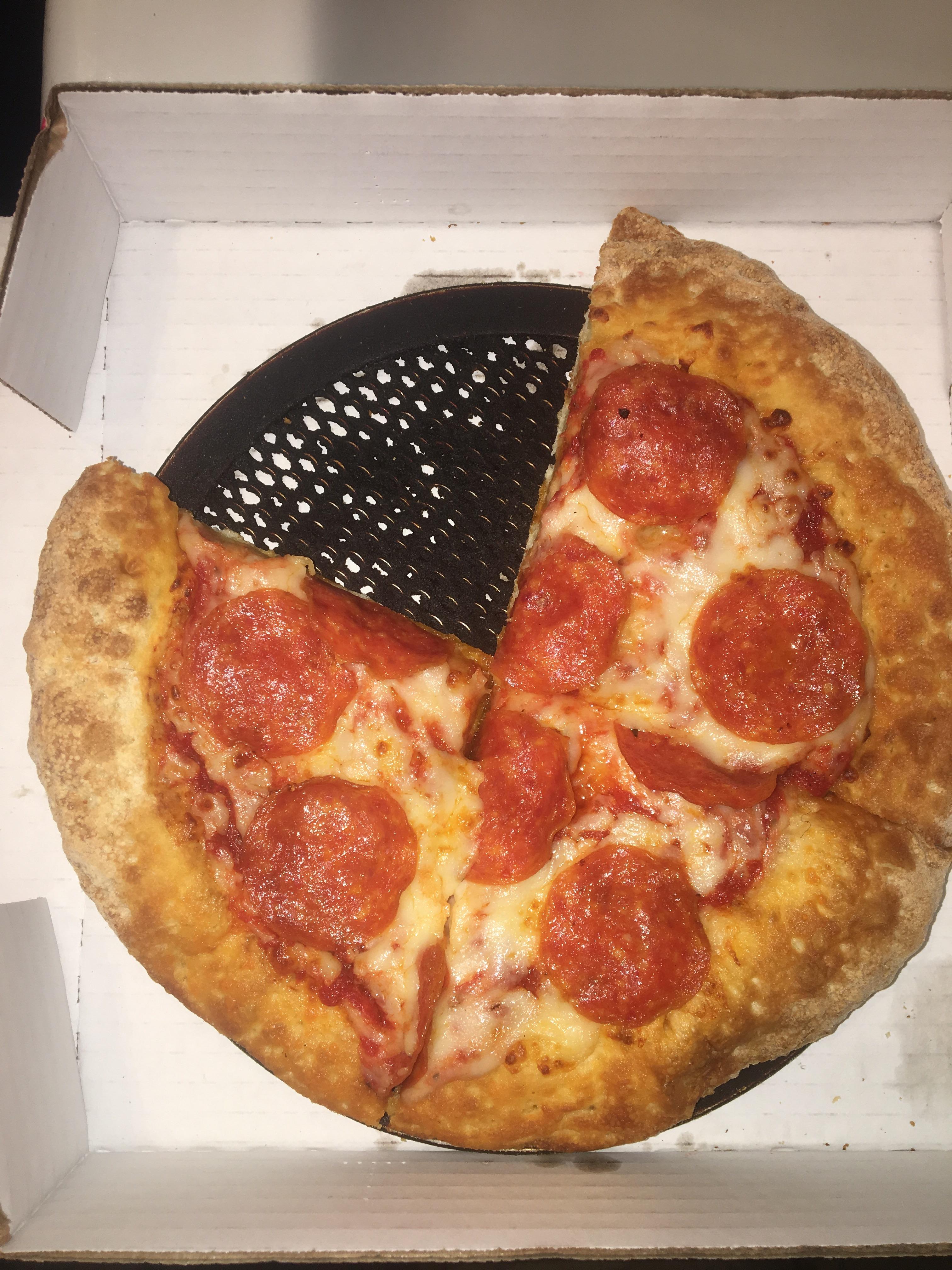 Papa Johns left their metal tray in my pizza r/mildlyinteresting