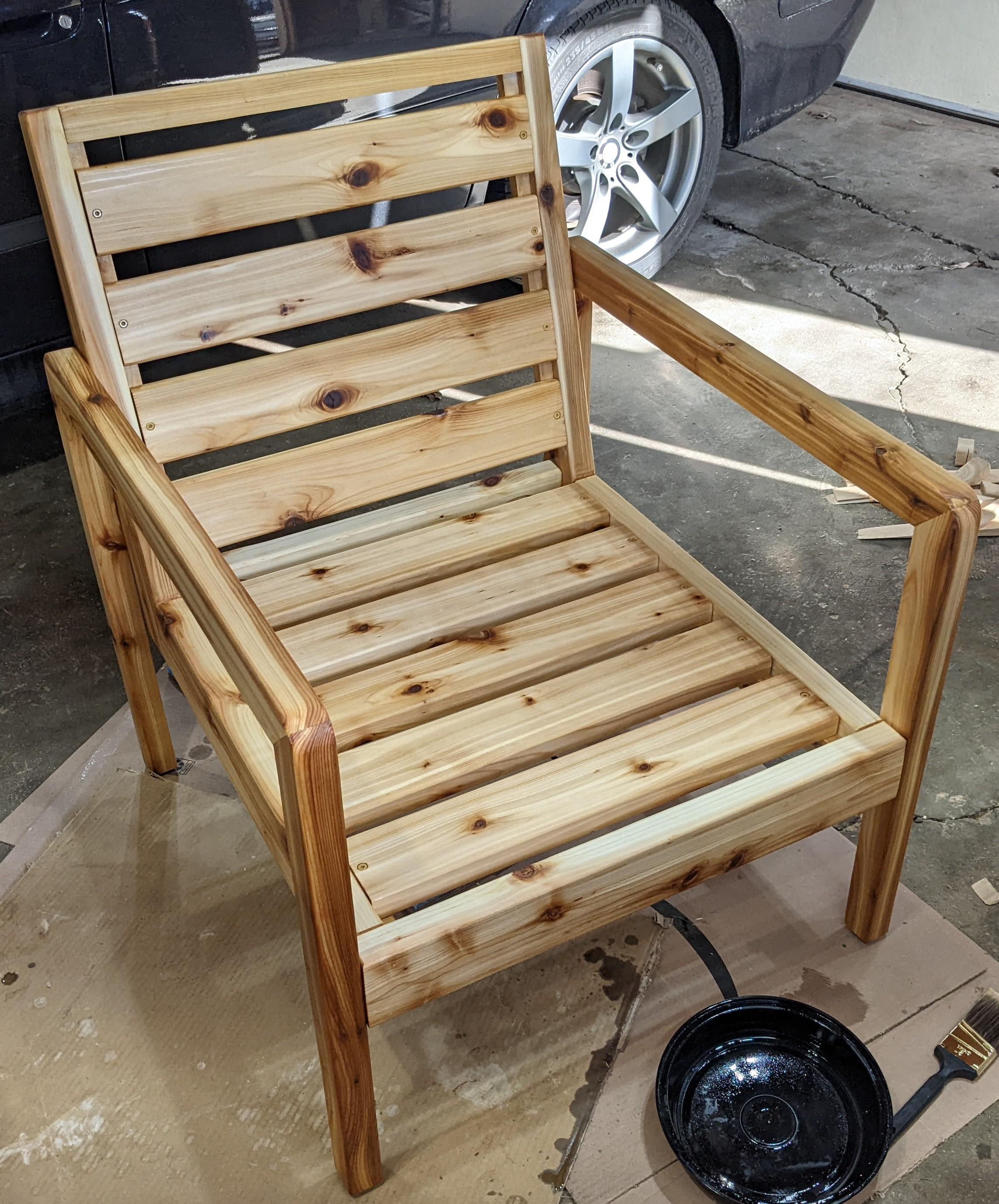 Finished my first ever real furniture piece r/BeginnerWoodWorking