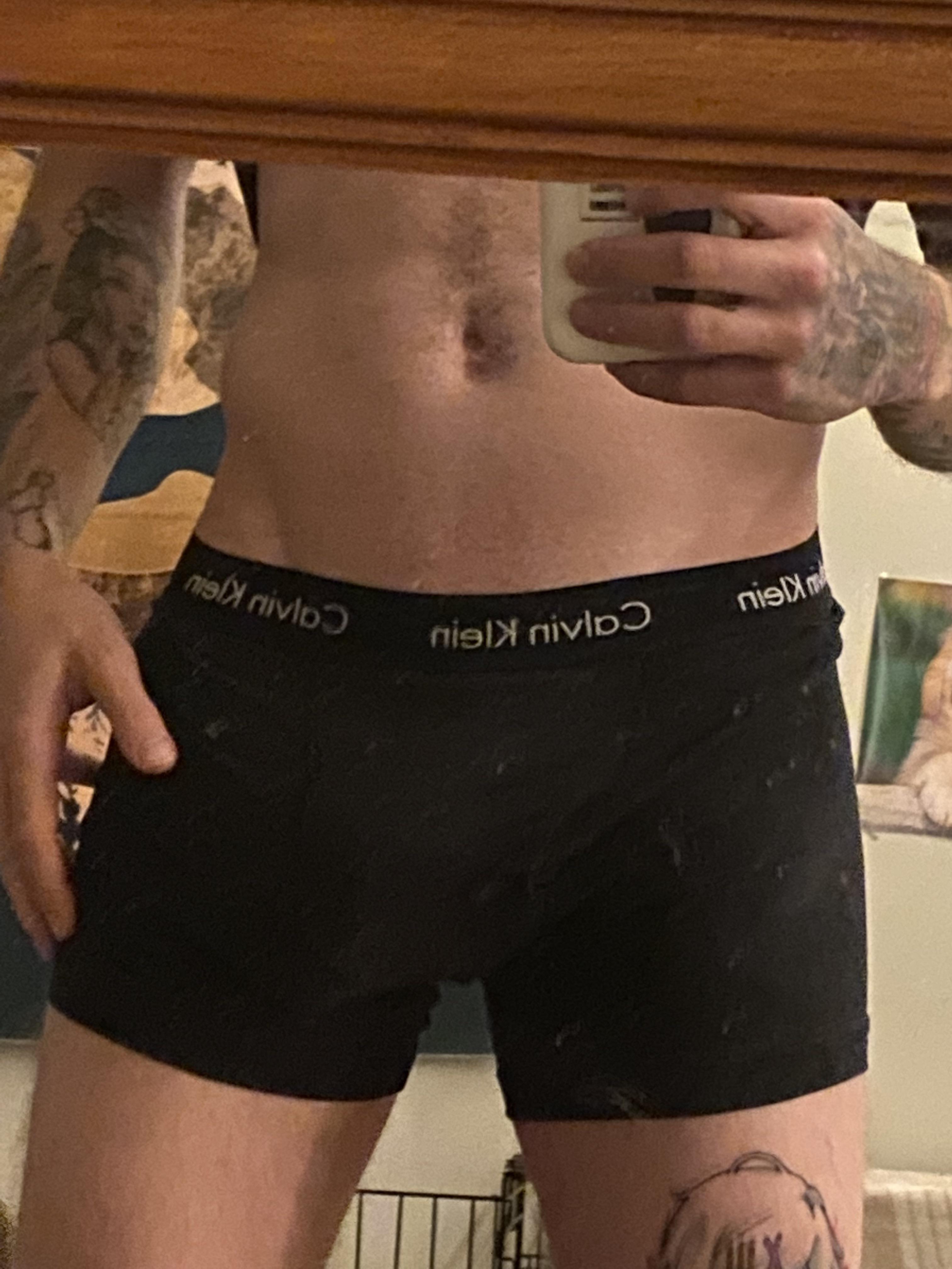 come snuggle? r/MaleUnderwear