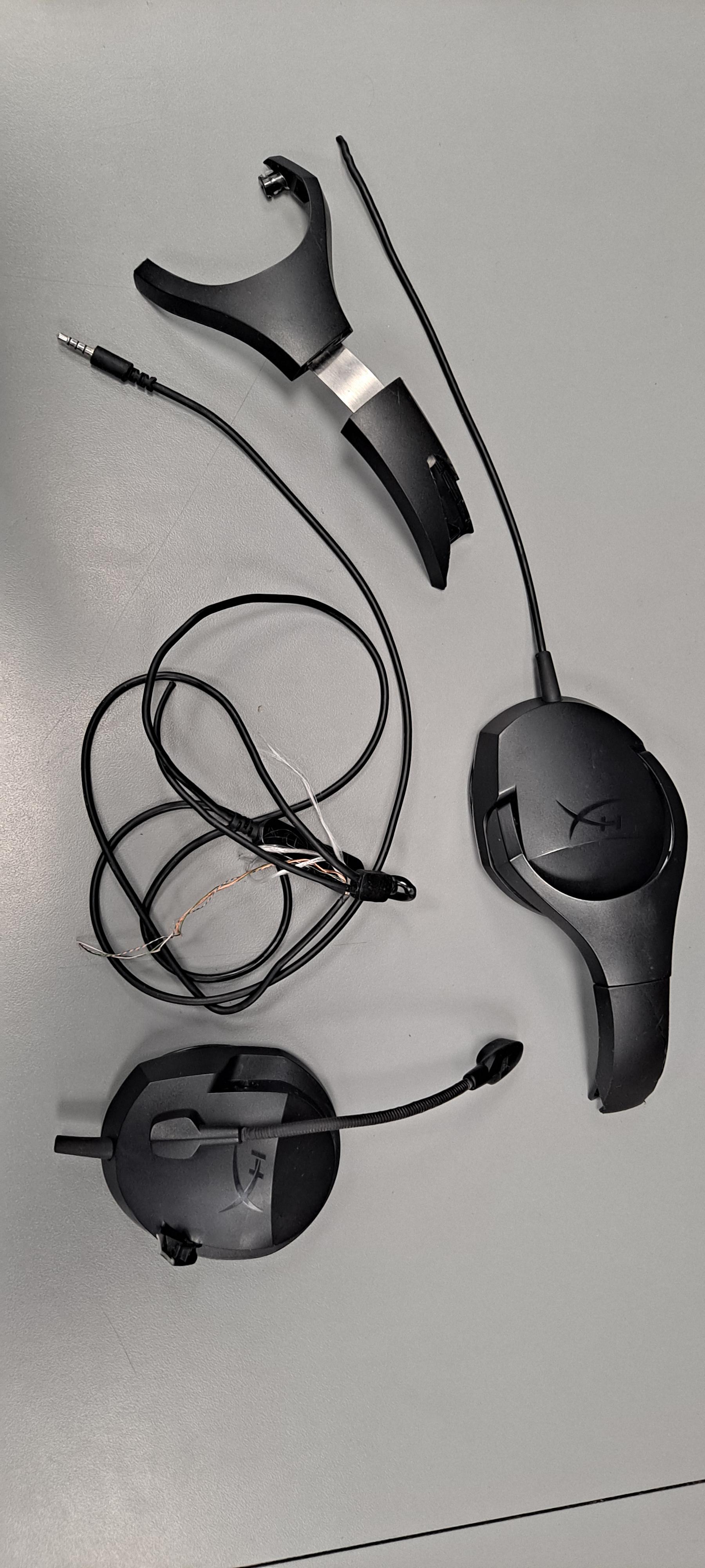 Customer wanted a warranty exchange because "they fell". r/GameStop