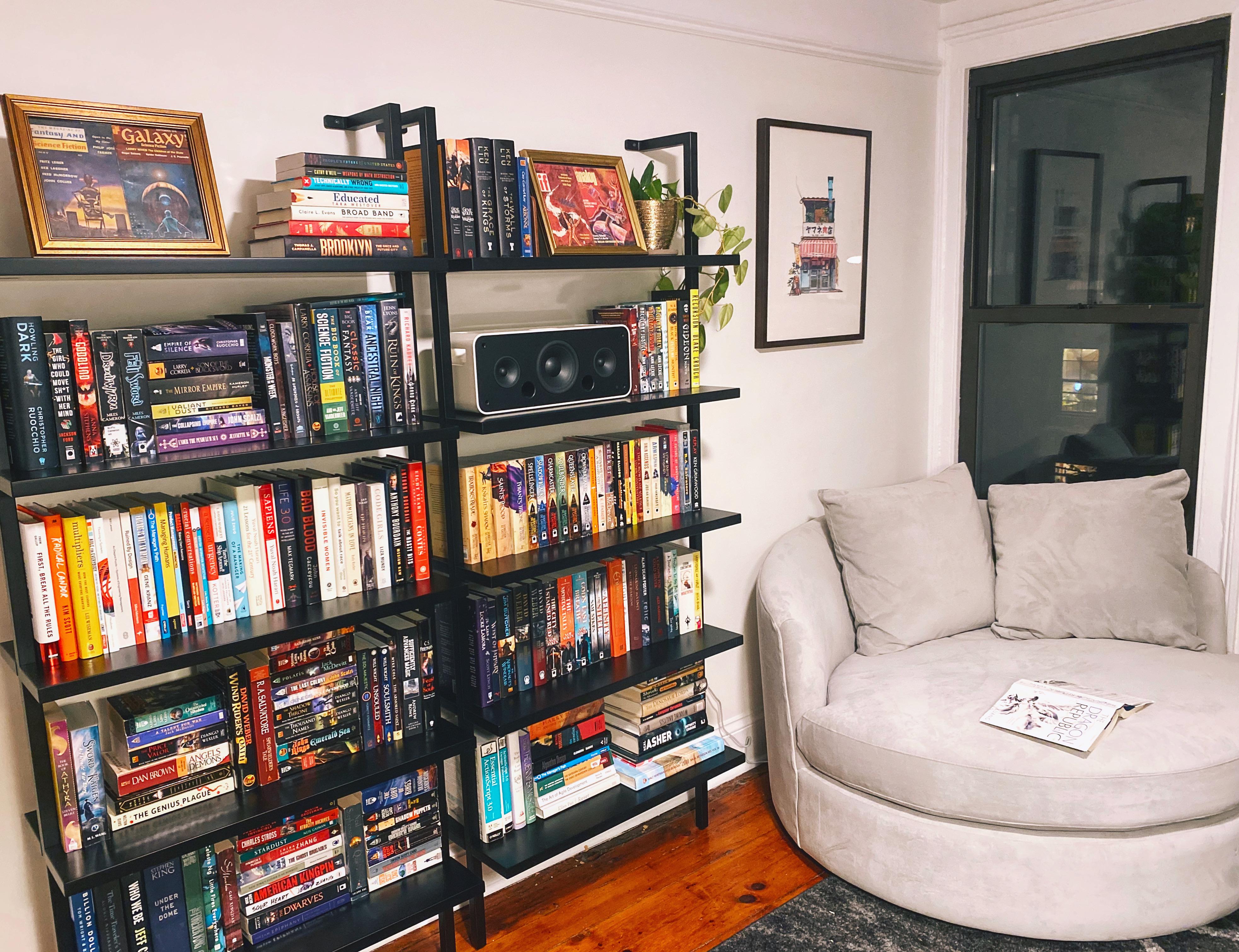 New reading corner! I wasn’t sure about the chair at first but now I’m
