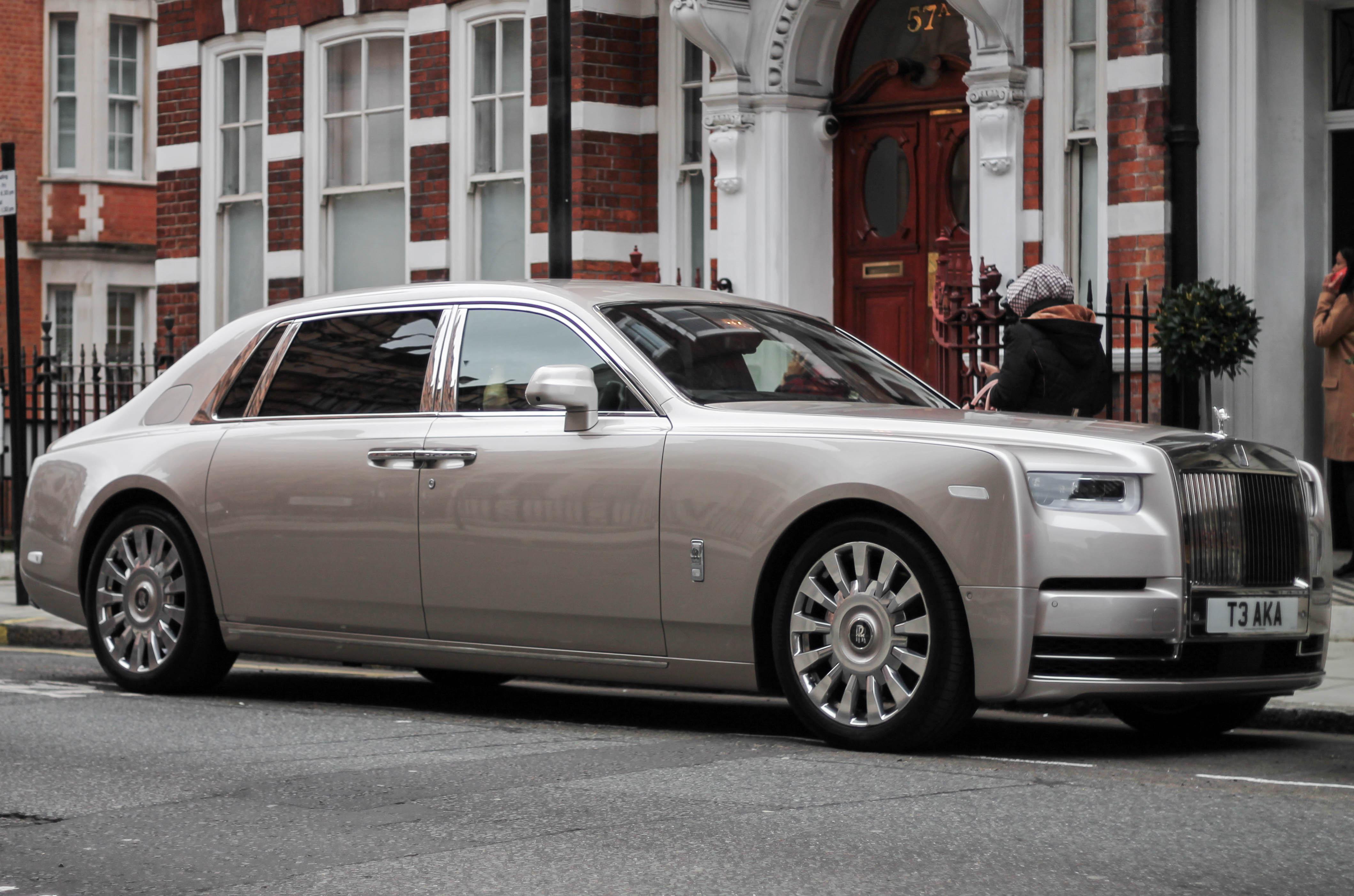 [RollsRoyce Phantom] in London r/spotted