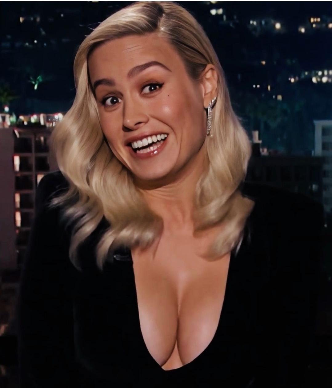 Brie Larson : SexiestLeague