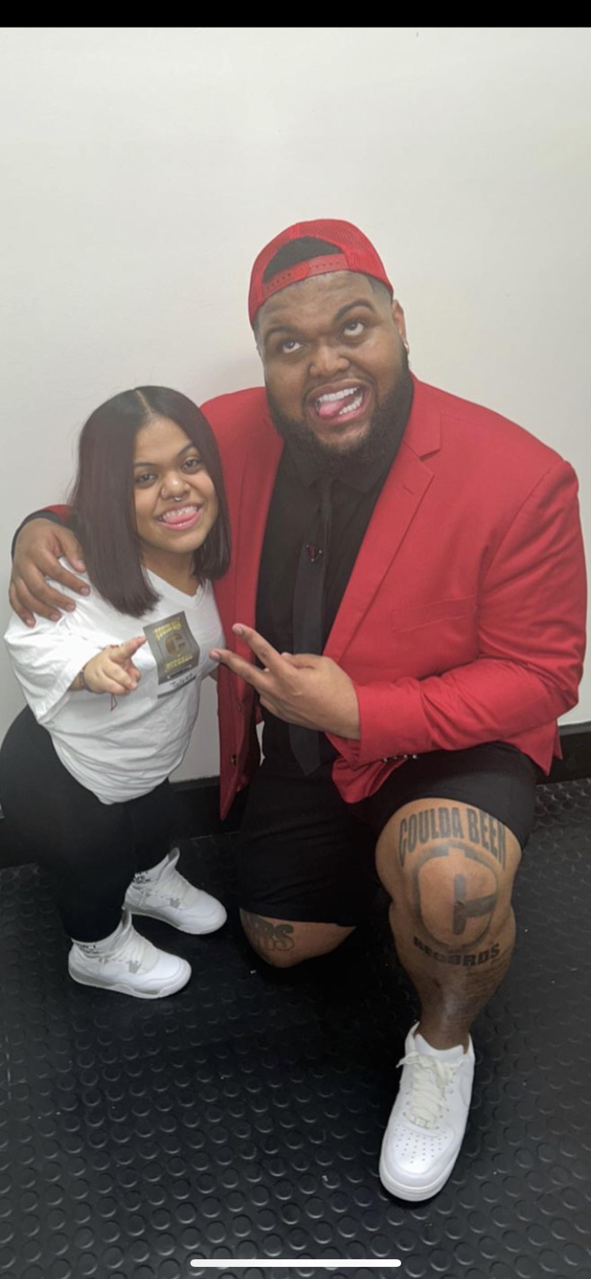 Twinem r/BruceDropEmOff