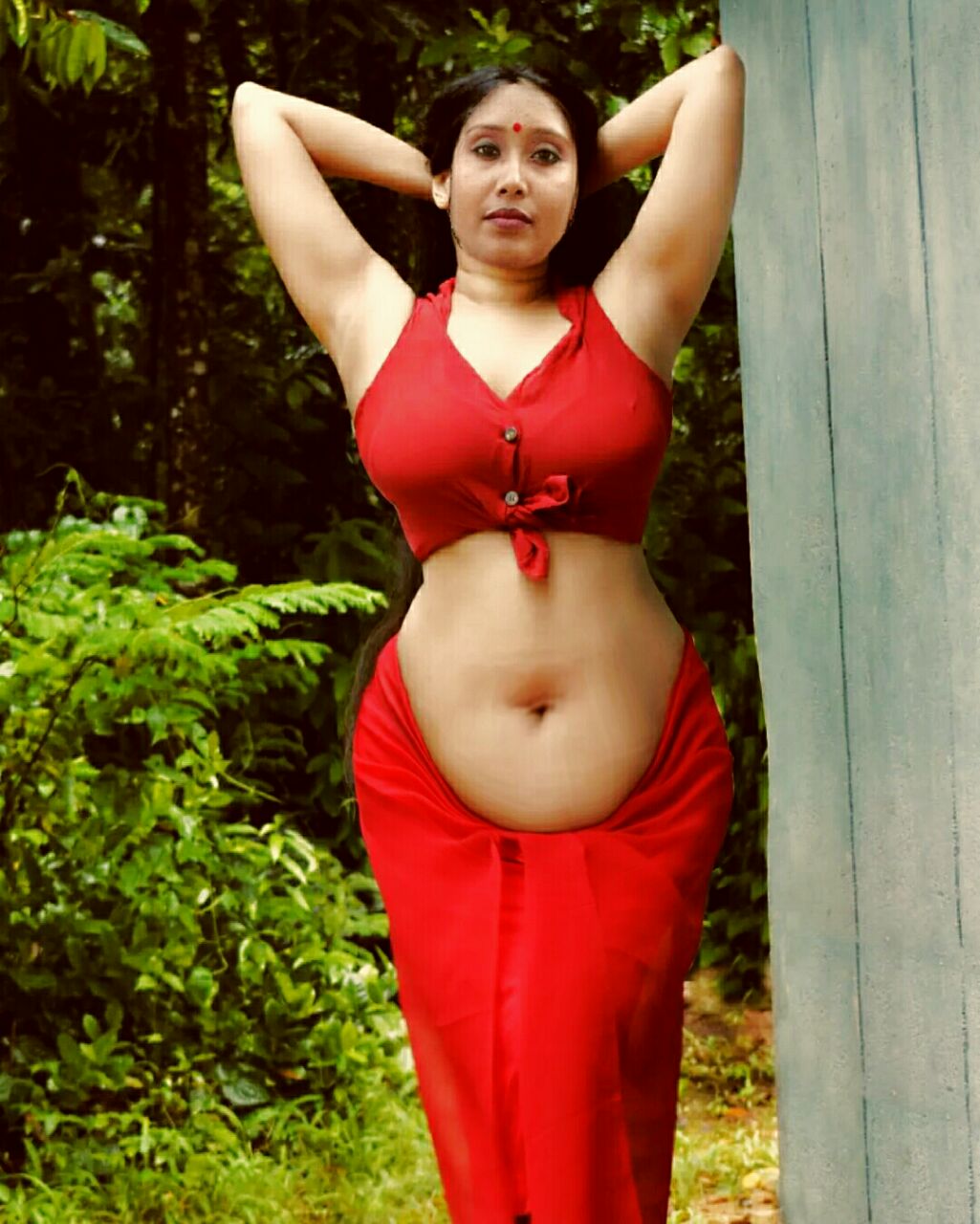 Incredible Compilation of Full 4K Desi Aunty Images: 999+ Captivating Pictures