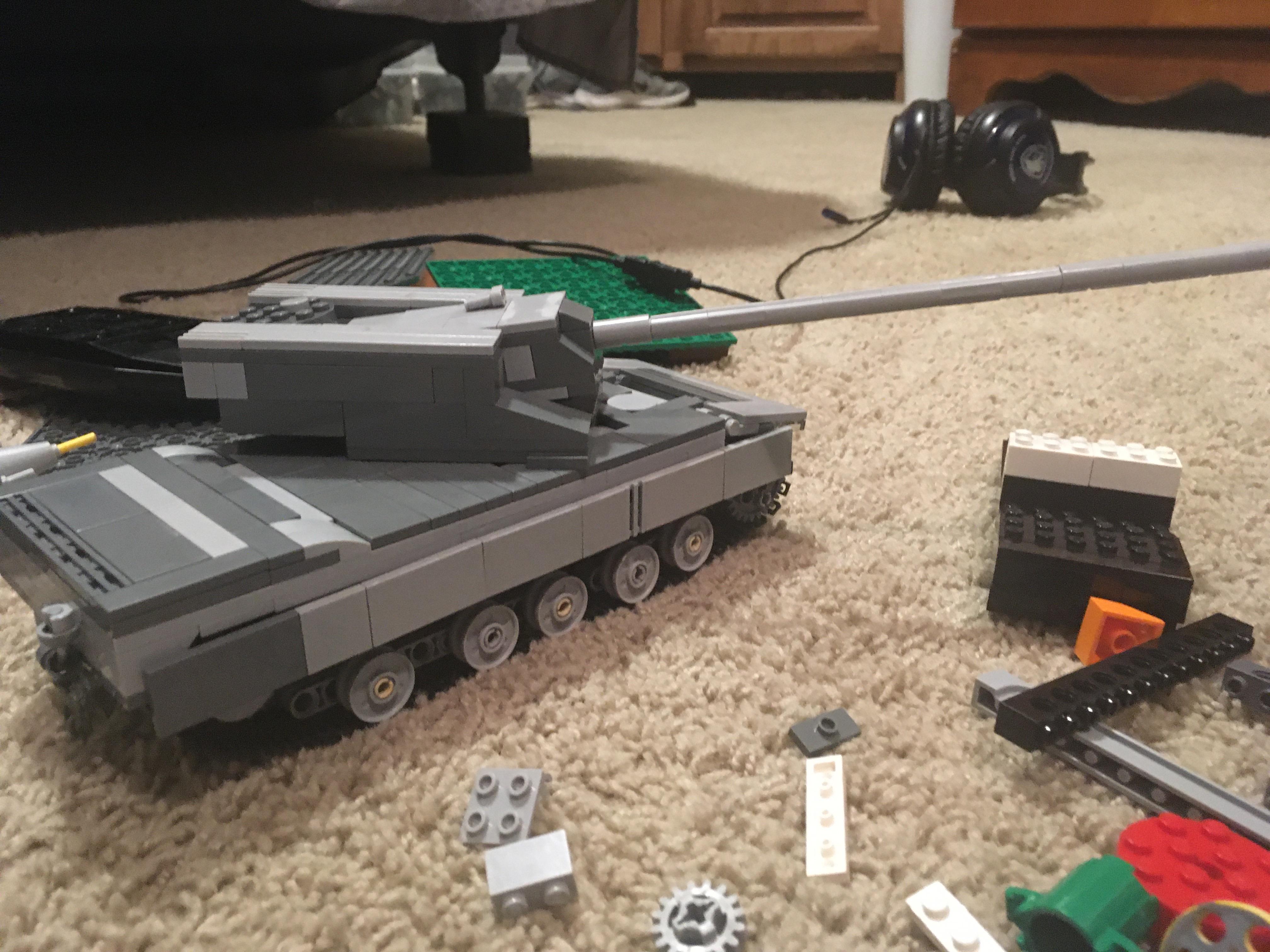 Best Oscillating turret I could make r/tanks