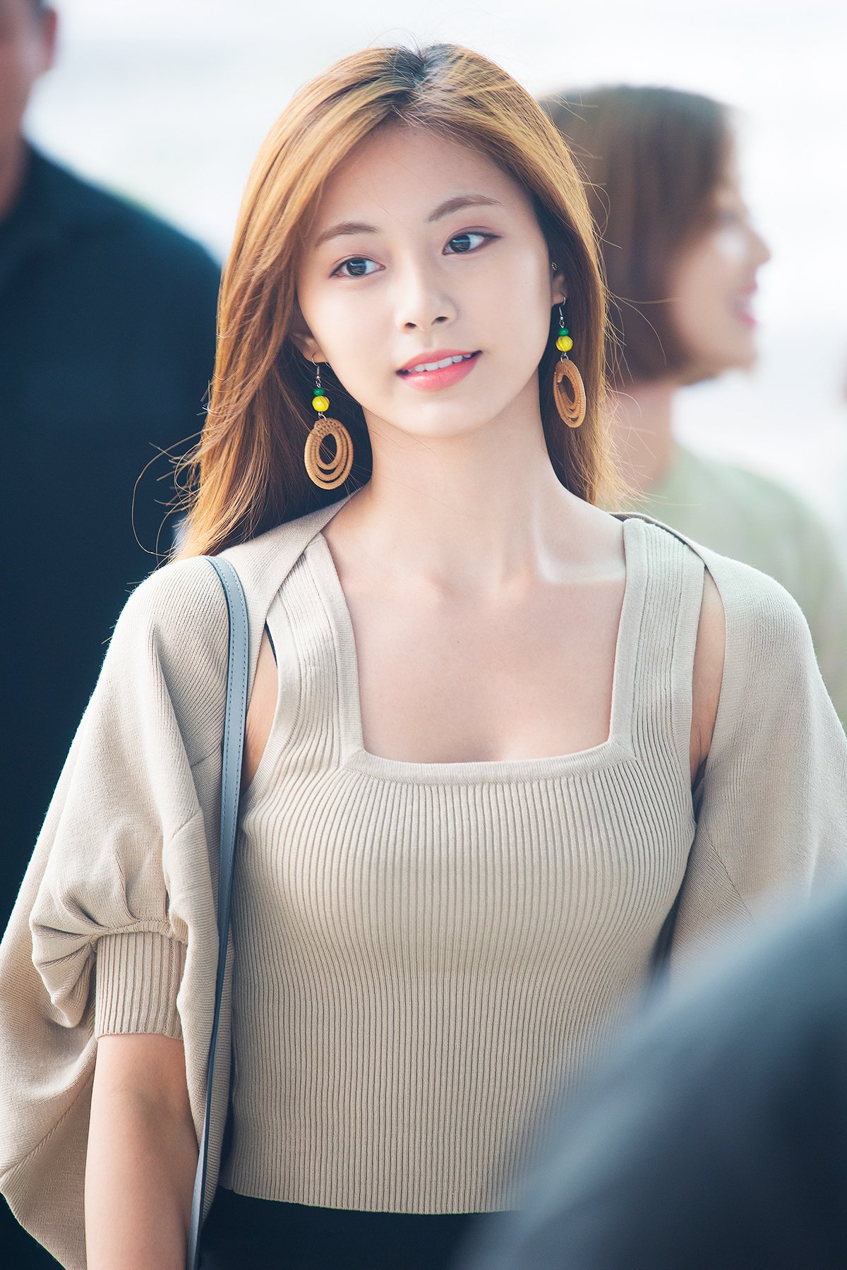 Tzuyu : kpics