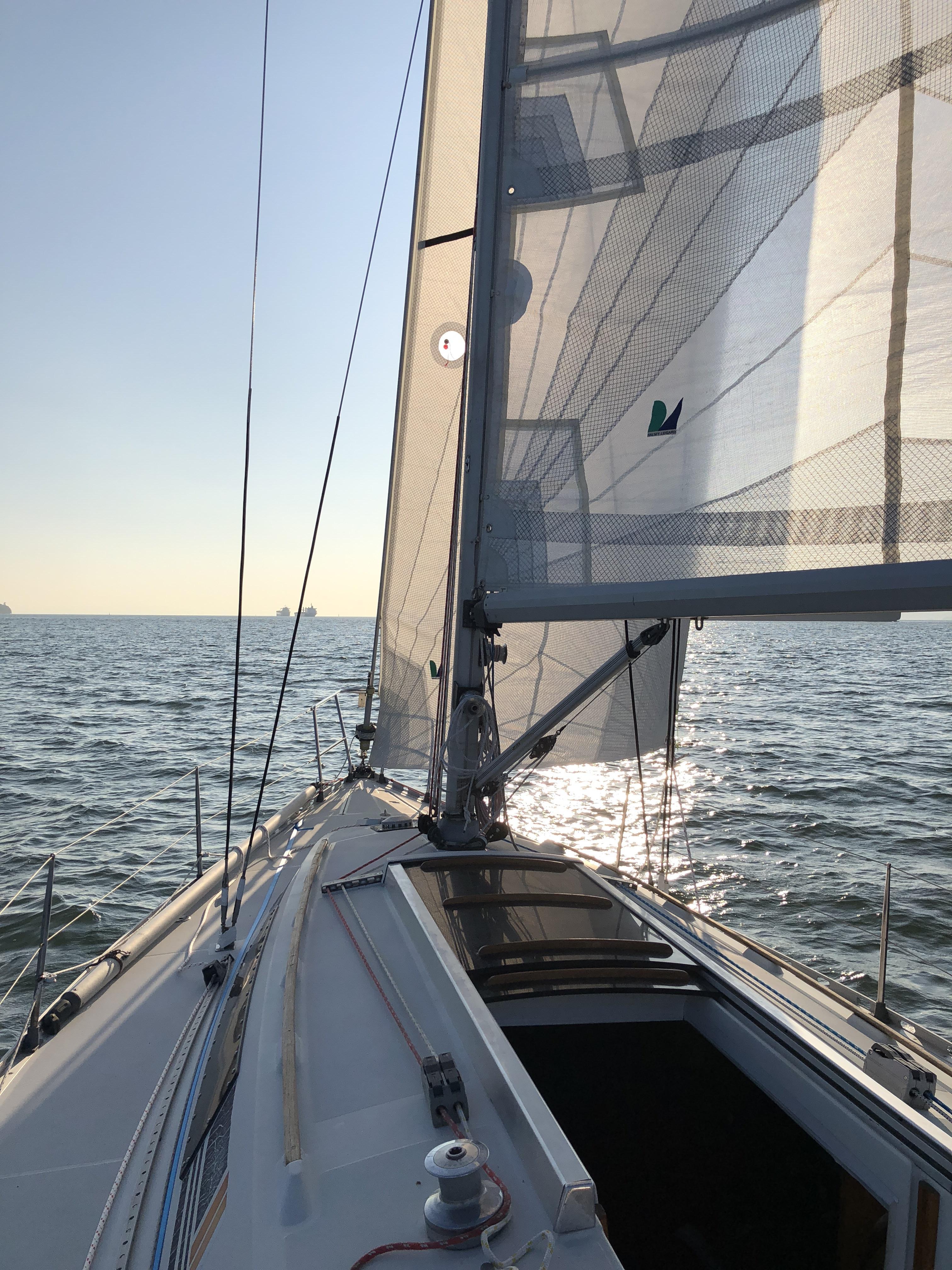 First solo Sail in sunny Vancouver, BC. r/sailing