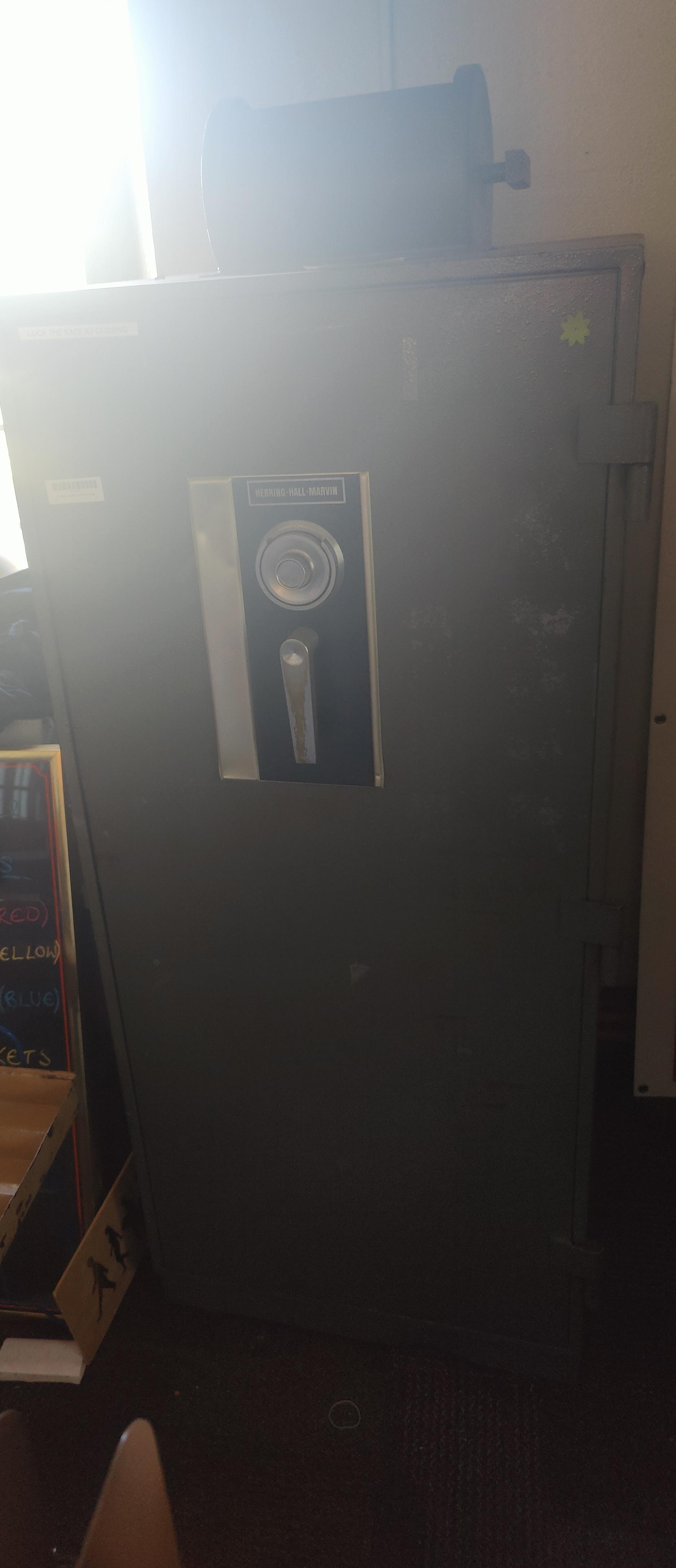 How old is this safe and what’s its value Safes