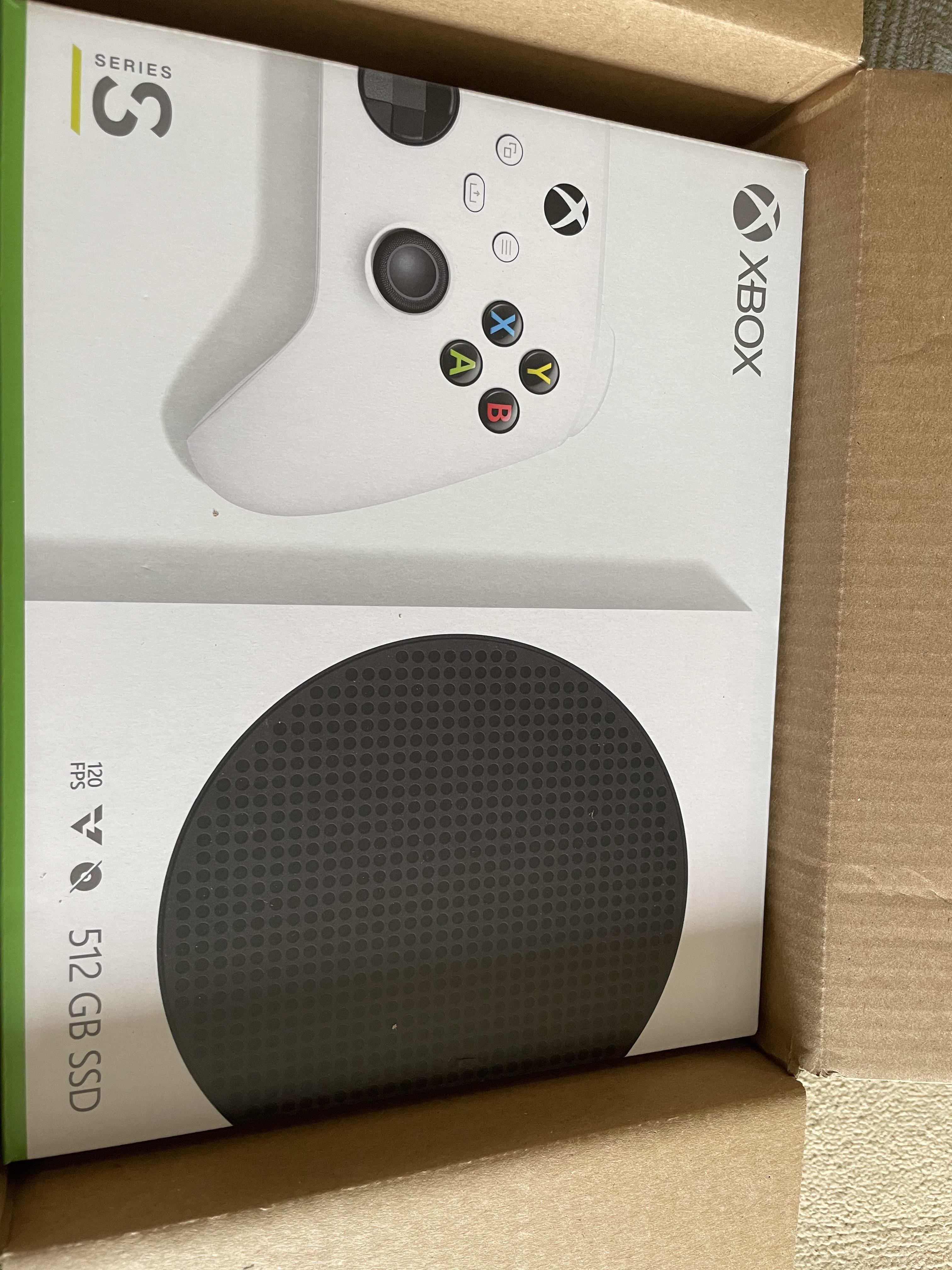 Received the New Xbox Series S r/gamecollecting