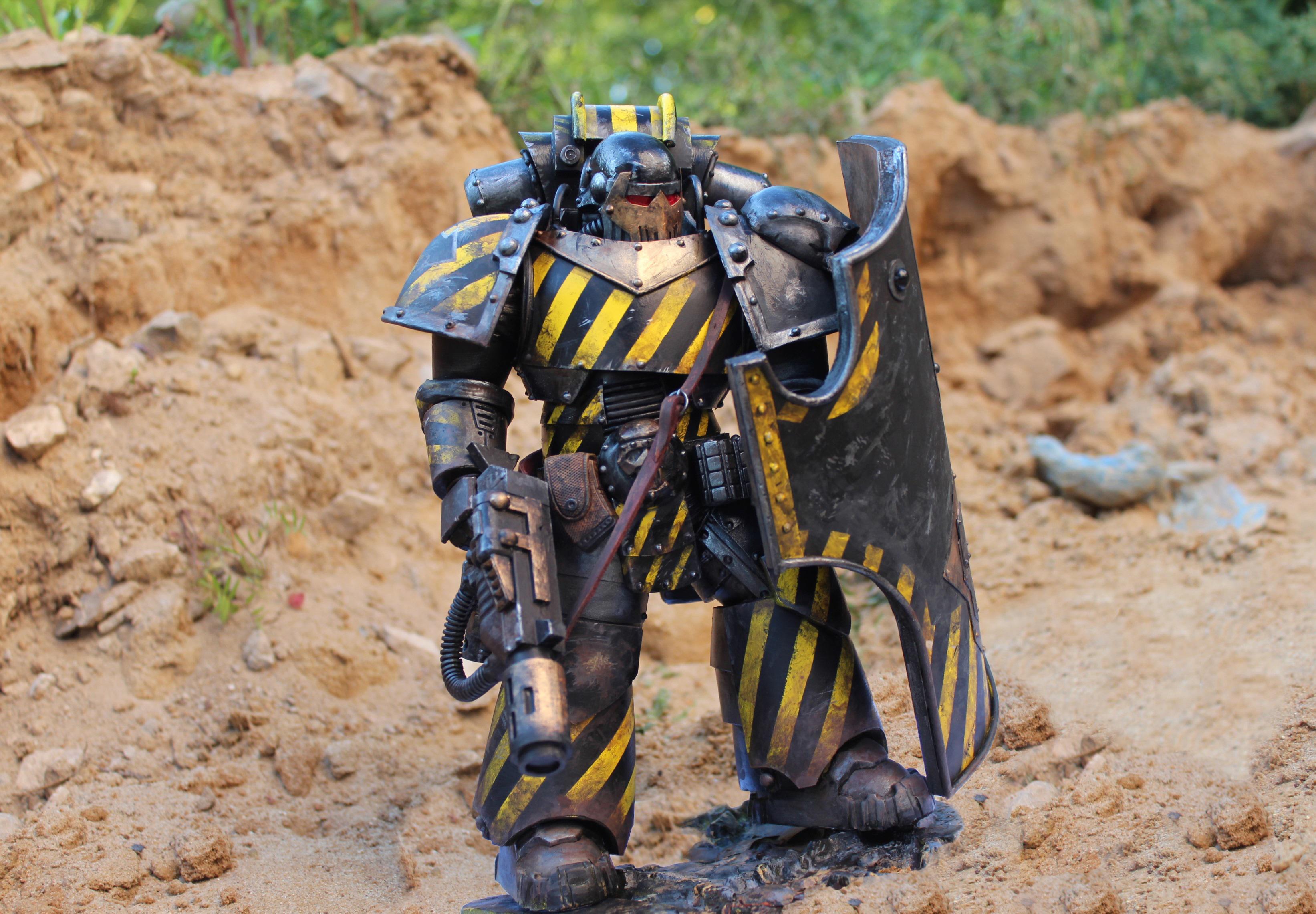 Iron Warrior before Heresy(28 cm handmade model) r/Warhammer