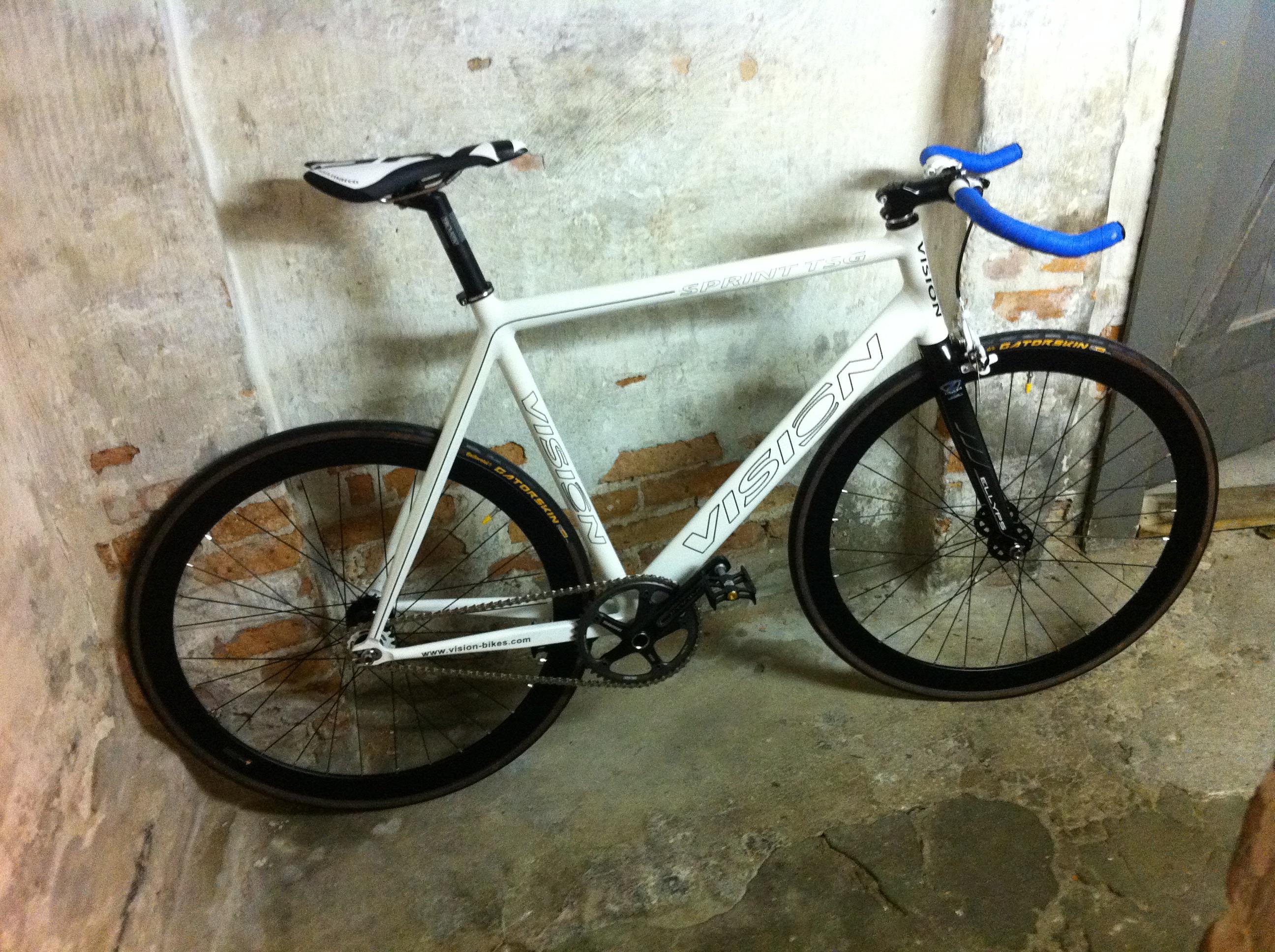 My Vision Sprint when it was brand new. This bike has served me every