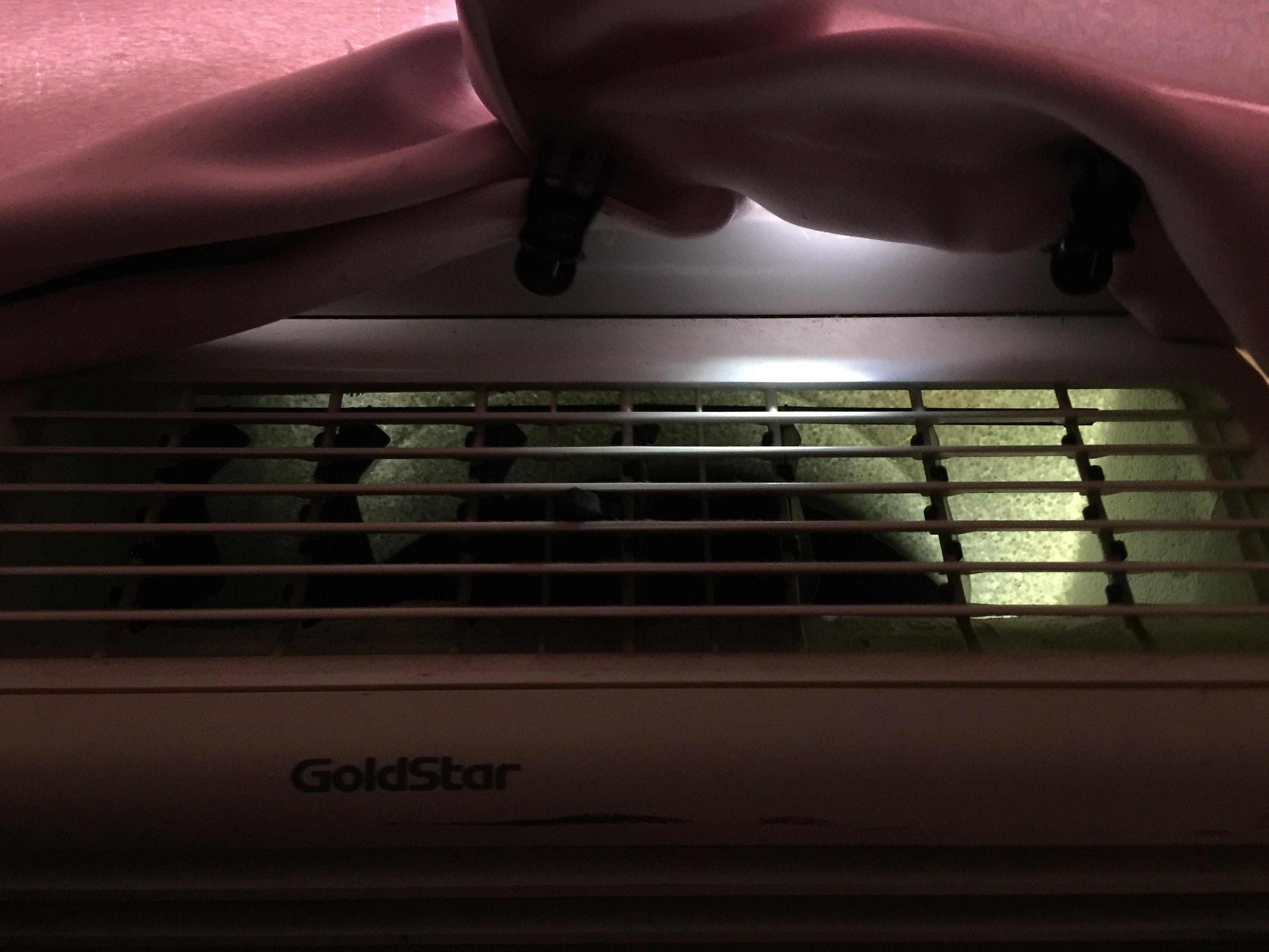 When you have a migraine in the summer and use hair clips to close the