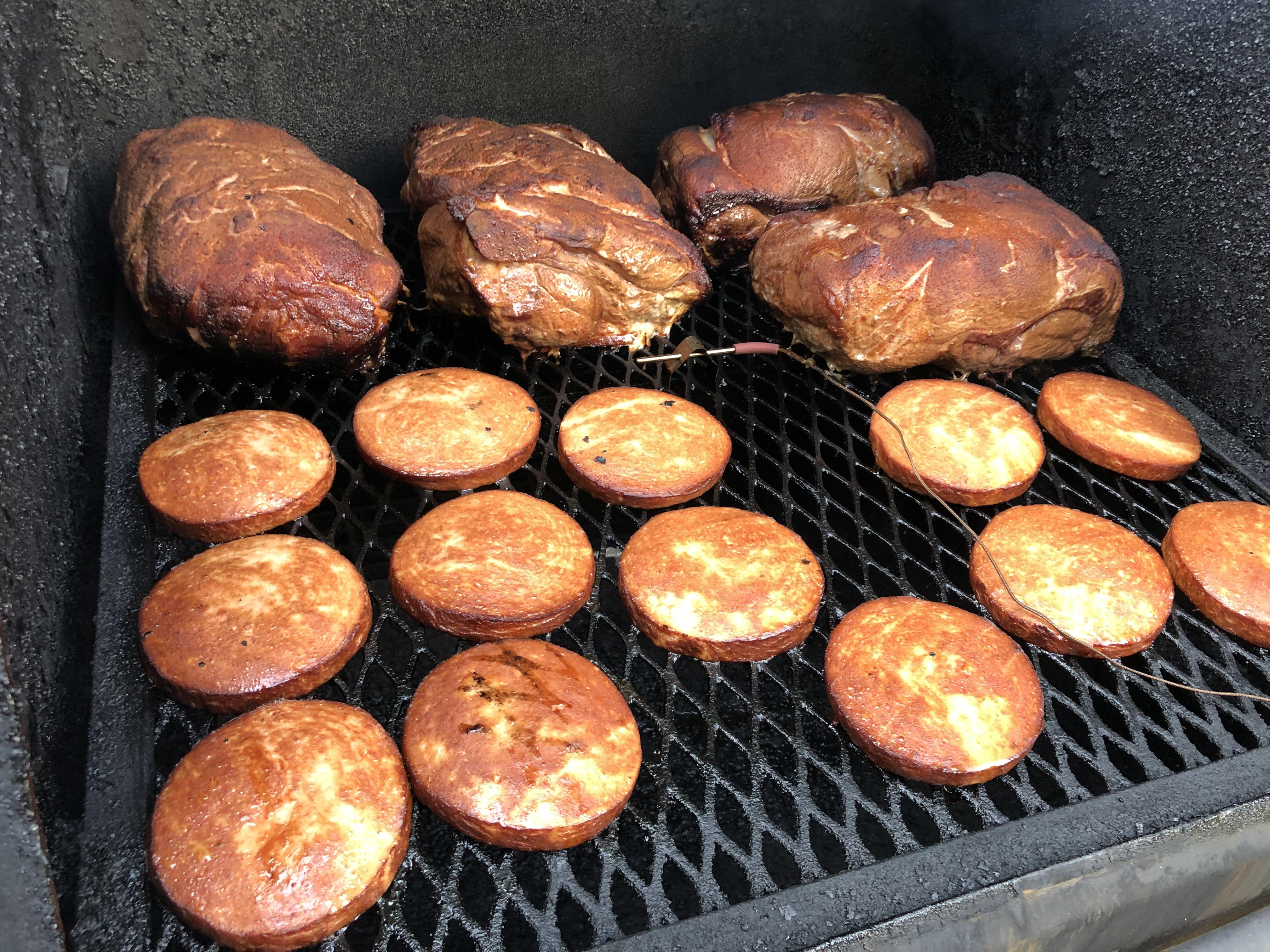 Butts & Bloney r/BBQ