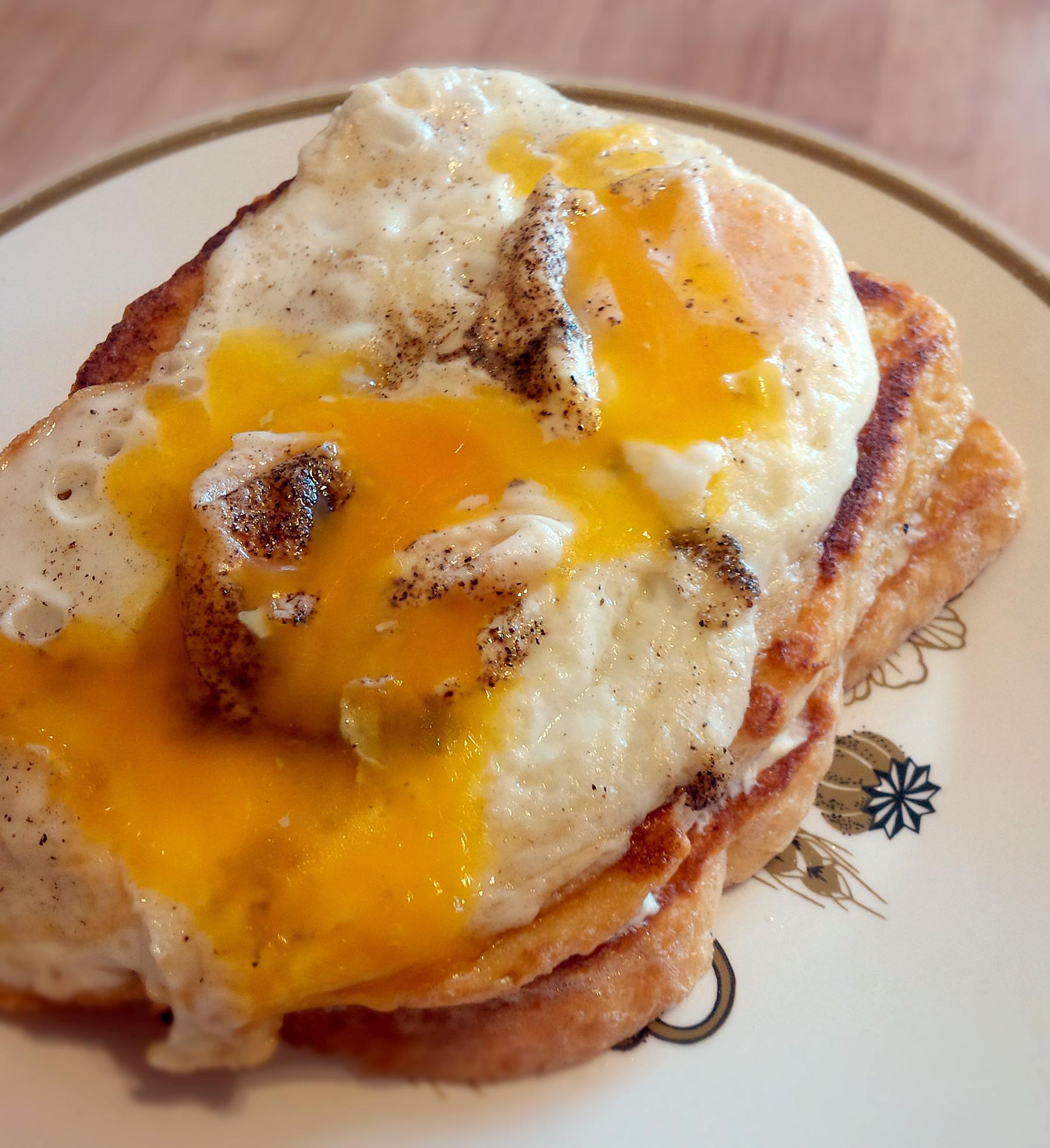 [Homemade] French toast with cream cheese filling and runny fried eggs