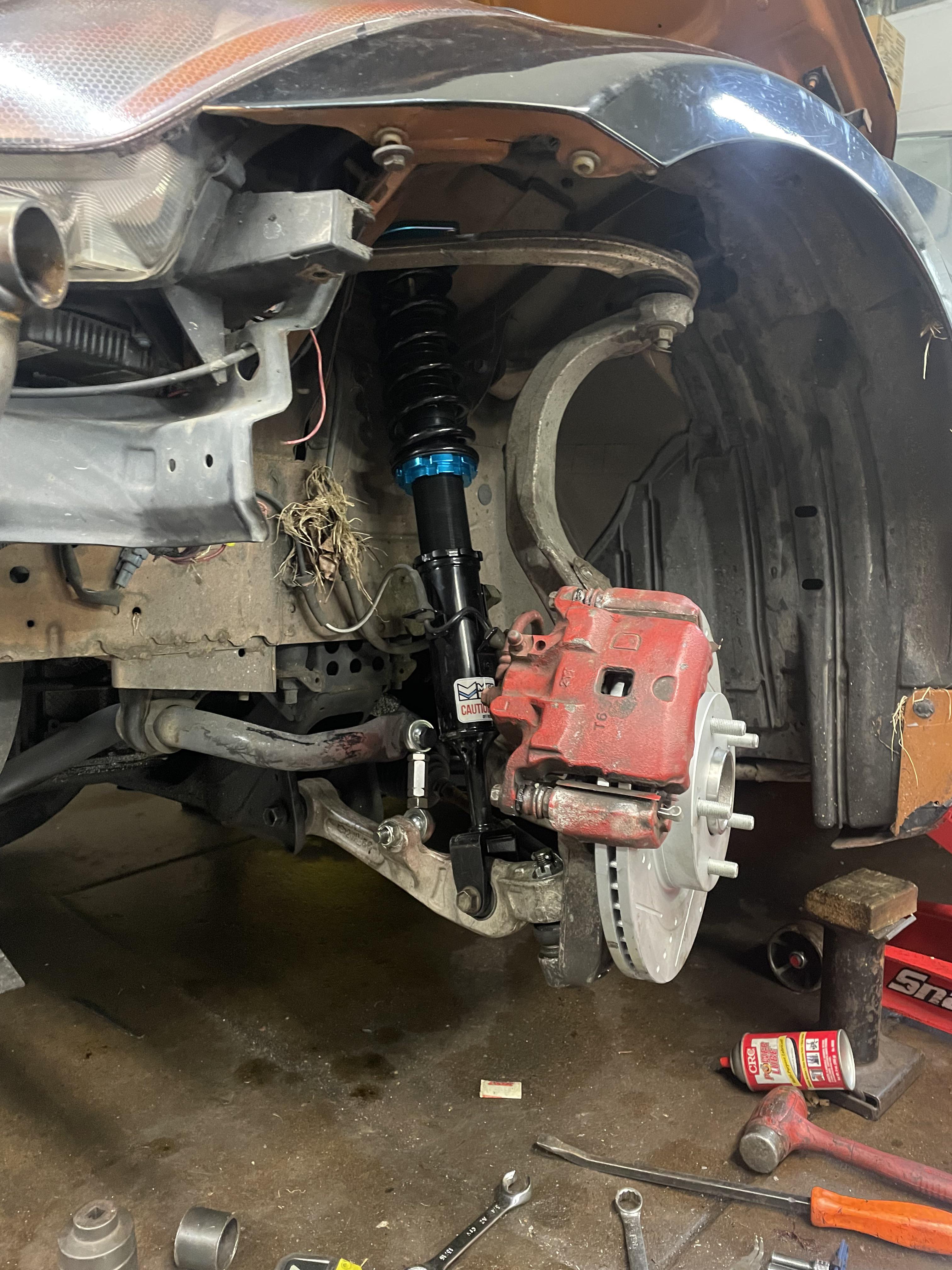 I just put on a GK TECH angle kit for 280. My front suspension feels