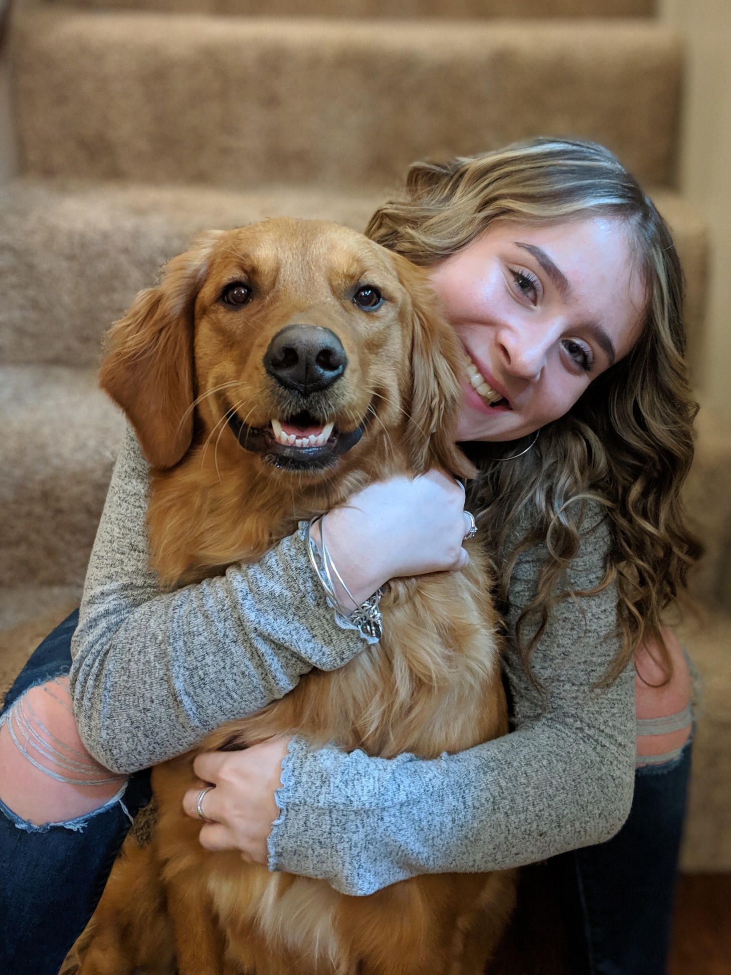 Love my daughter.......she loves her dog... 😊 goldenretrievers