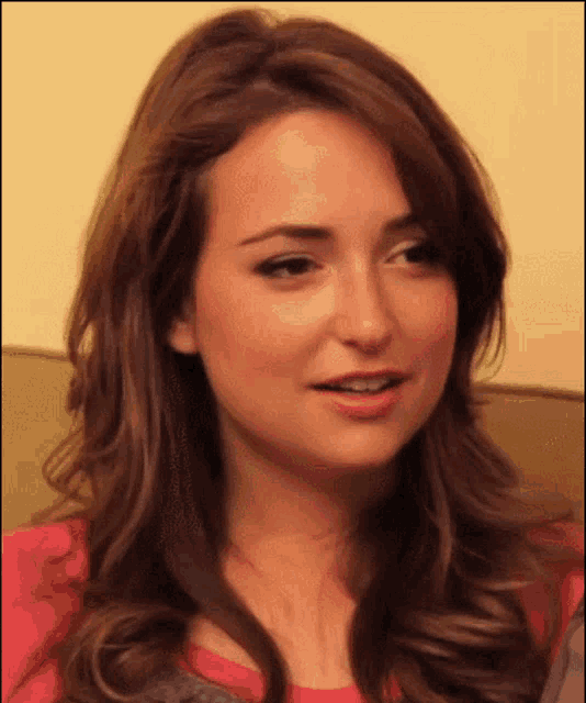 Milana Vayntrub : SexiestLeague