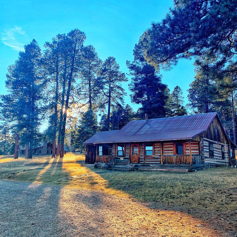 Longmire Cabin, New Mexico r/CabinPorn