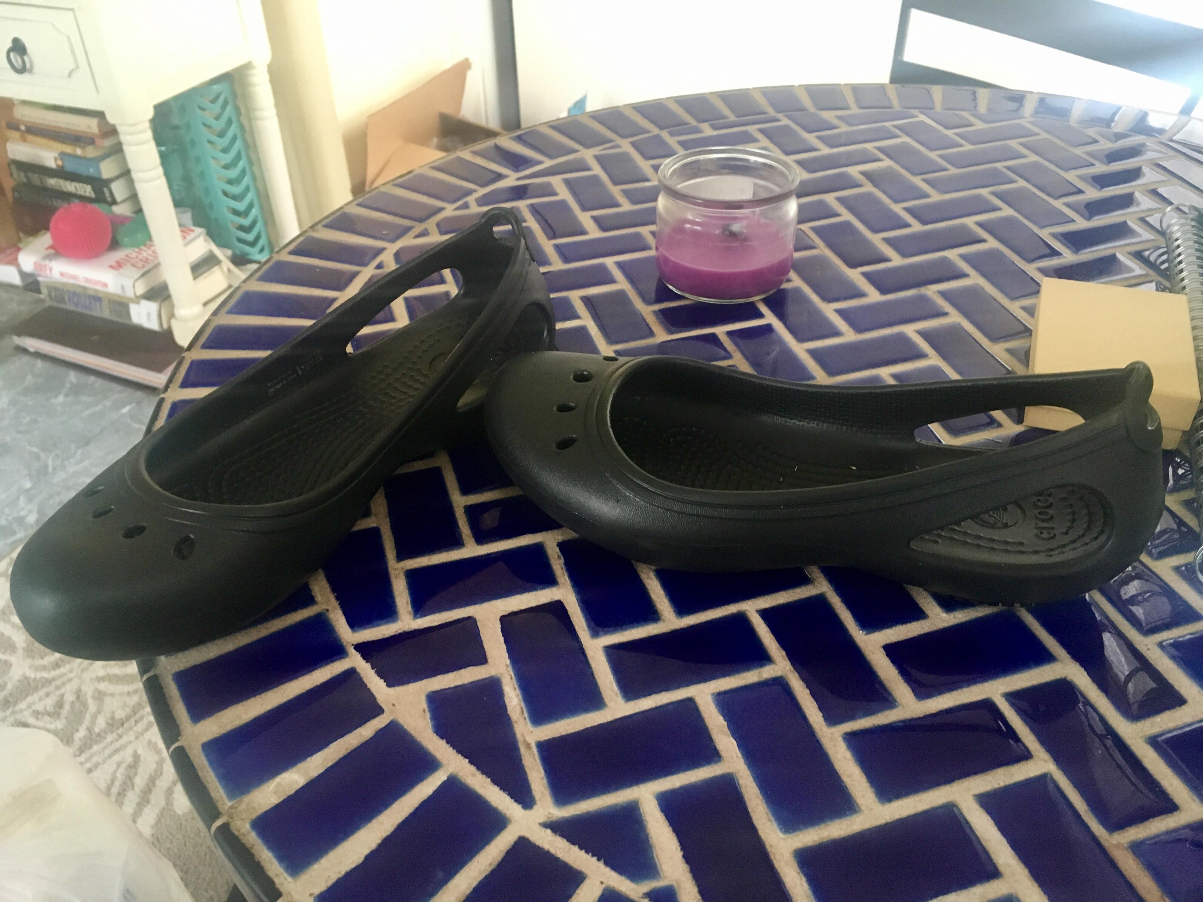 The best womens shoes I have found to bartend in! The Kadee nonslip