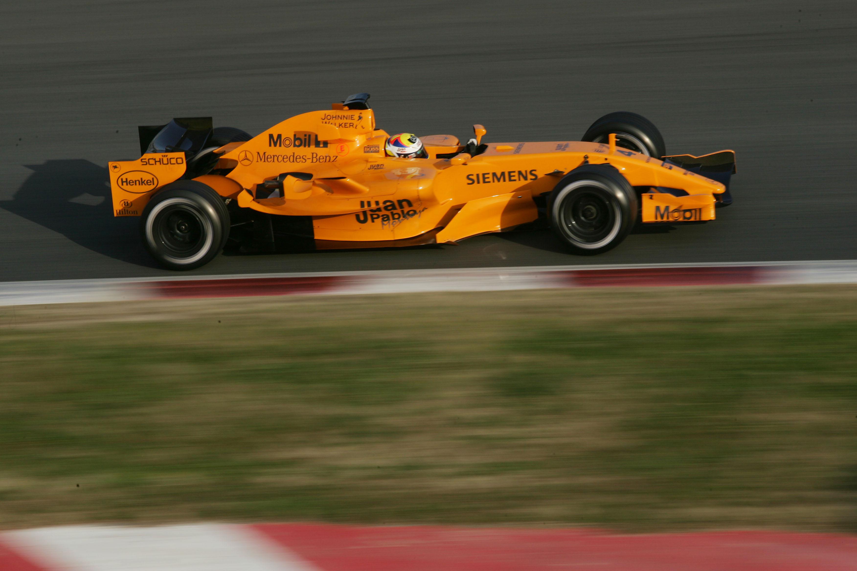 JuanPablo Montoya (McLaren MP421) 2006 Barcelona Testing [3504x2336