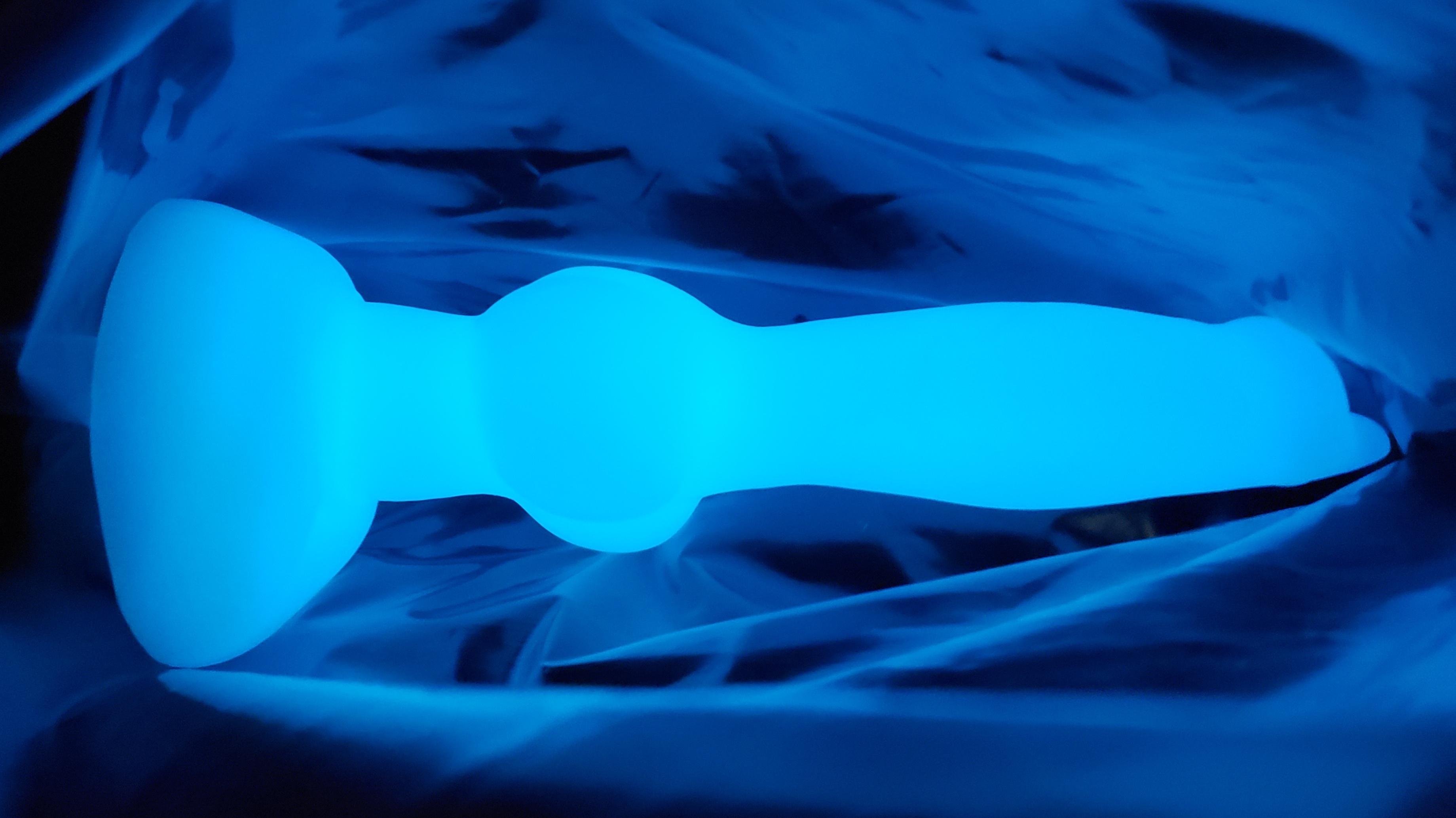 Duka Cola is so pretty 💙 BadDragon