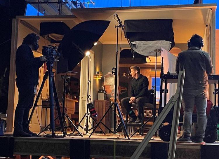 First look at Clints apartment r/HAWKEYE