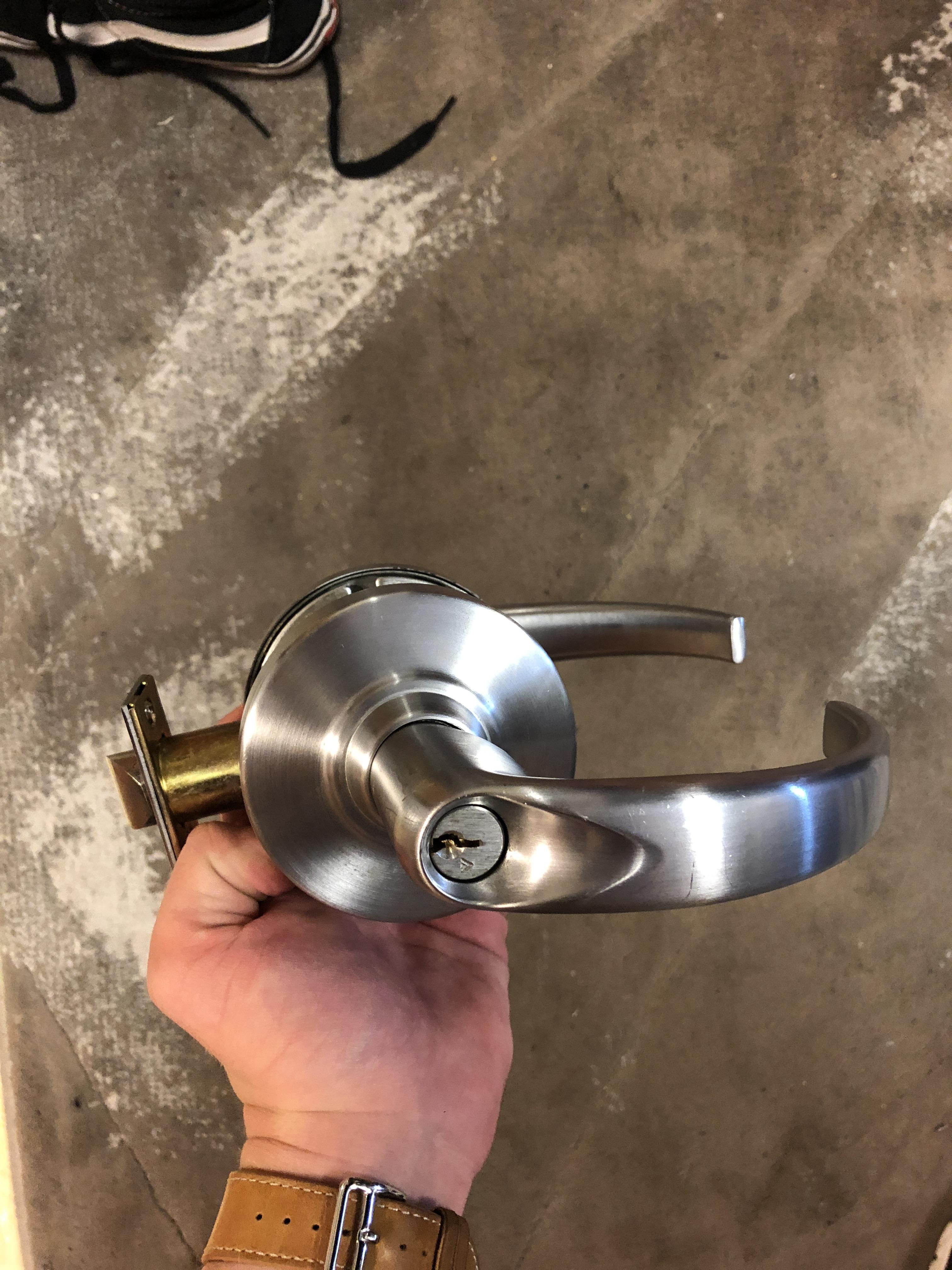 How do I pick this lever handle lock? I've been working on it for a
