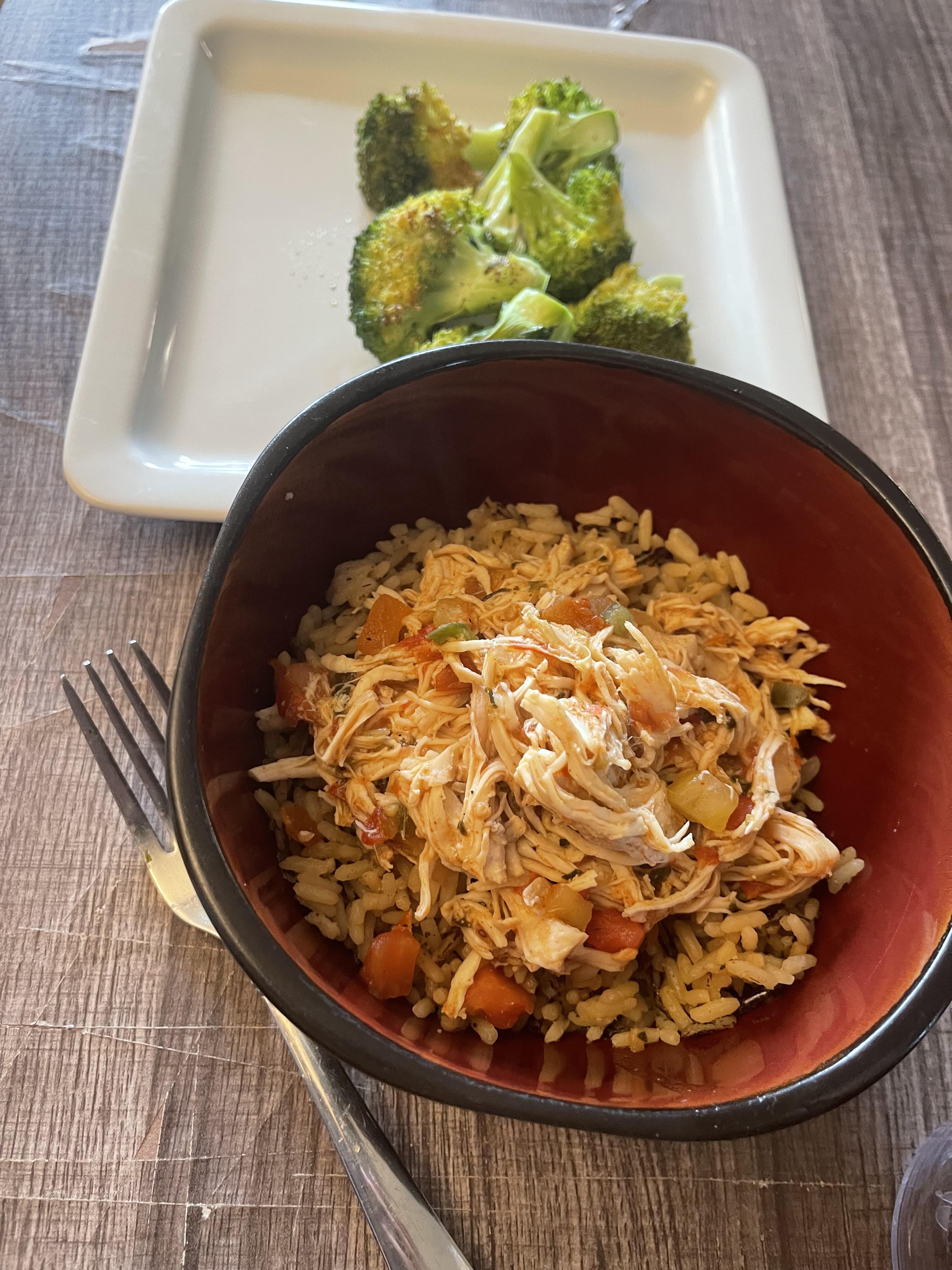 SlowCooked Salsa Chicken, Multigrain Rice, and a side of Broccoli. Could eat this for days. r