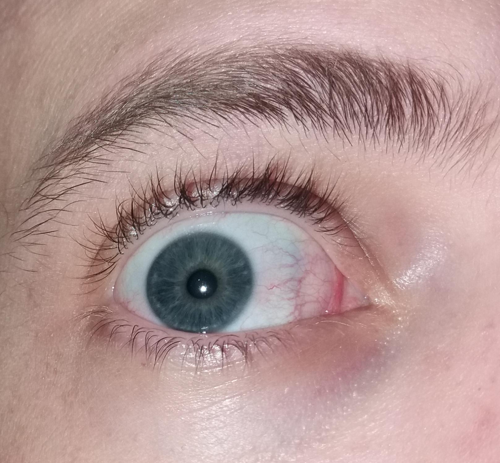 Tired eye. What color is it? r/eyes