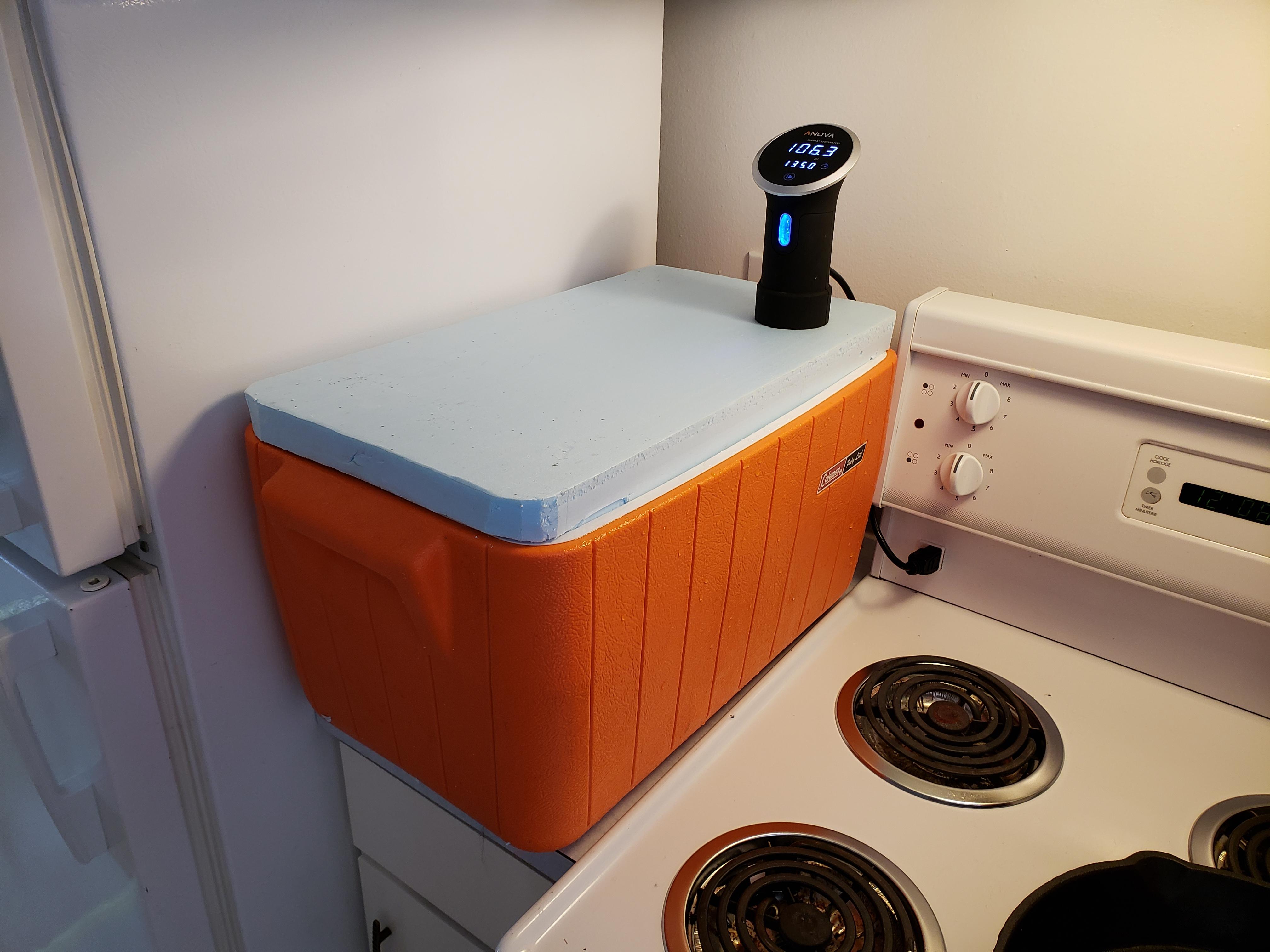 Cooler with Foam lid r/sousvide