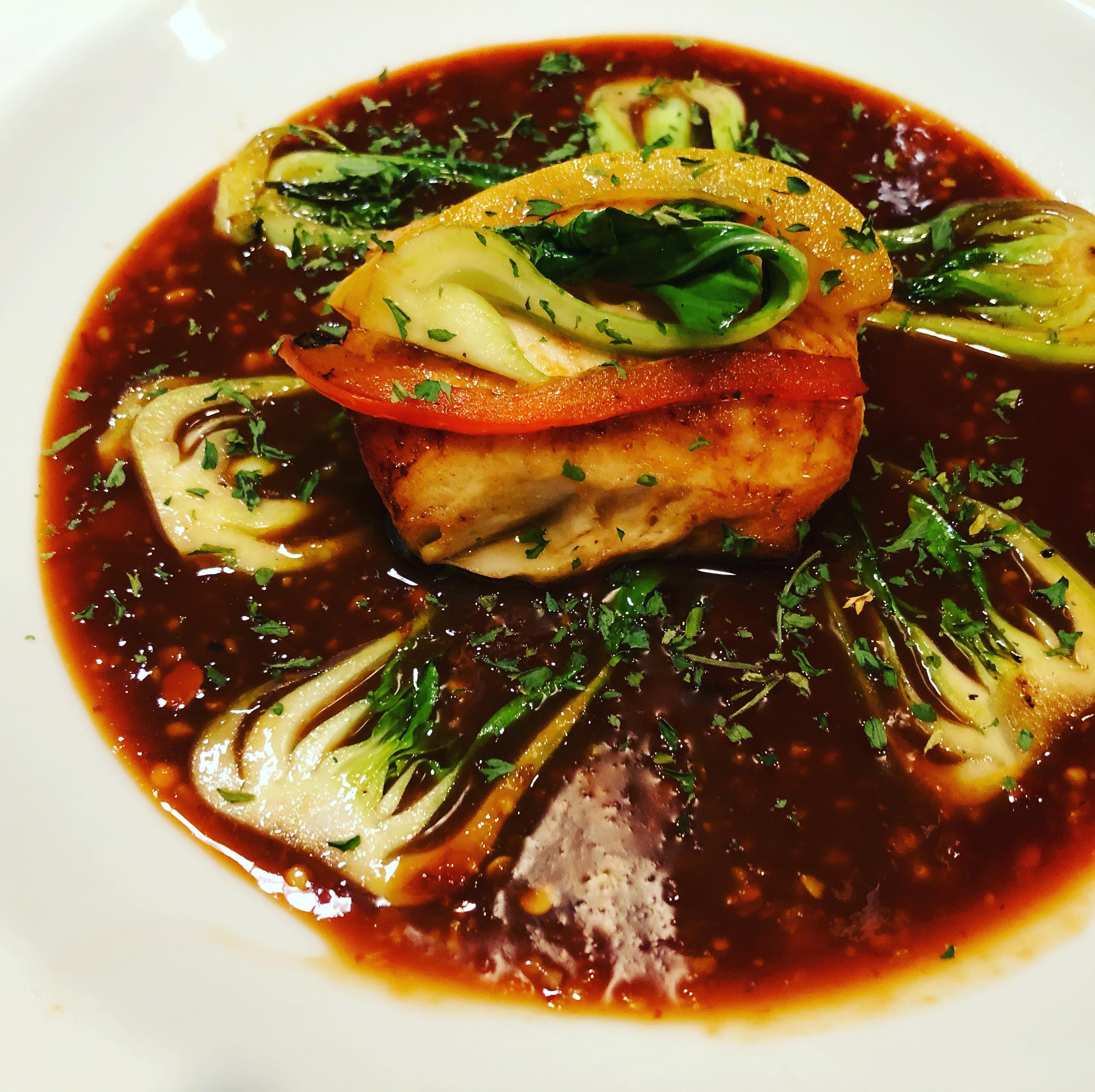 [Homemade] Sea bass w/ bok choy in chili ginger sauce r/food