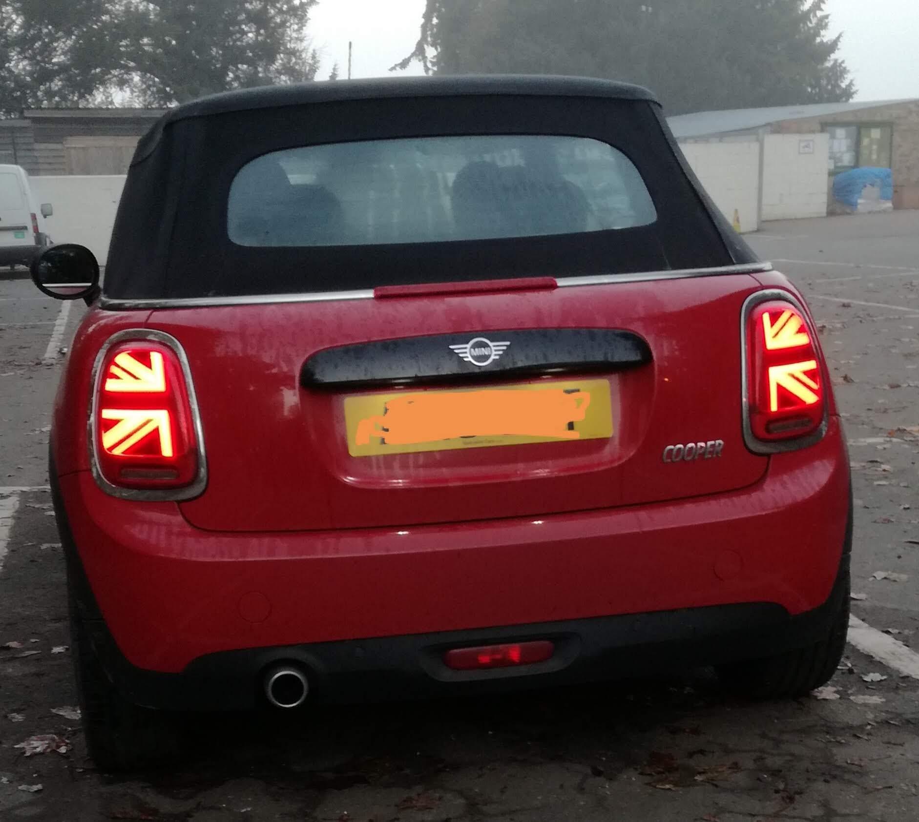 The rear lights on this Mini make a Union Jack r/mildlyinteresting