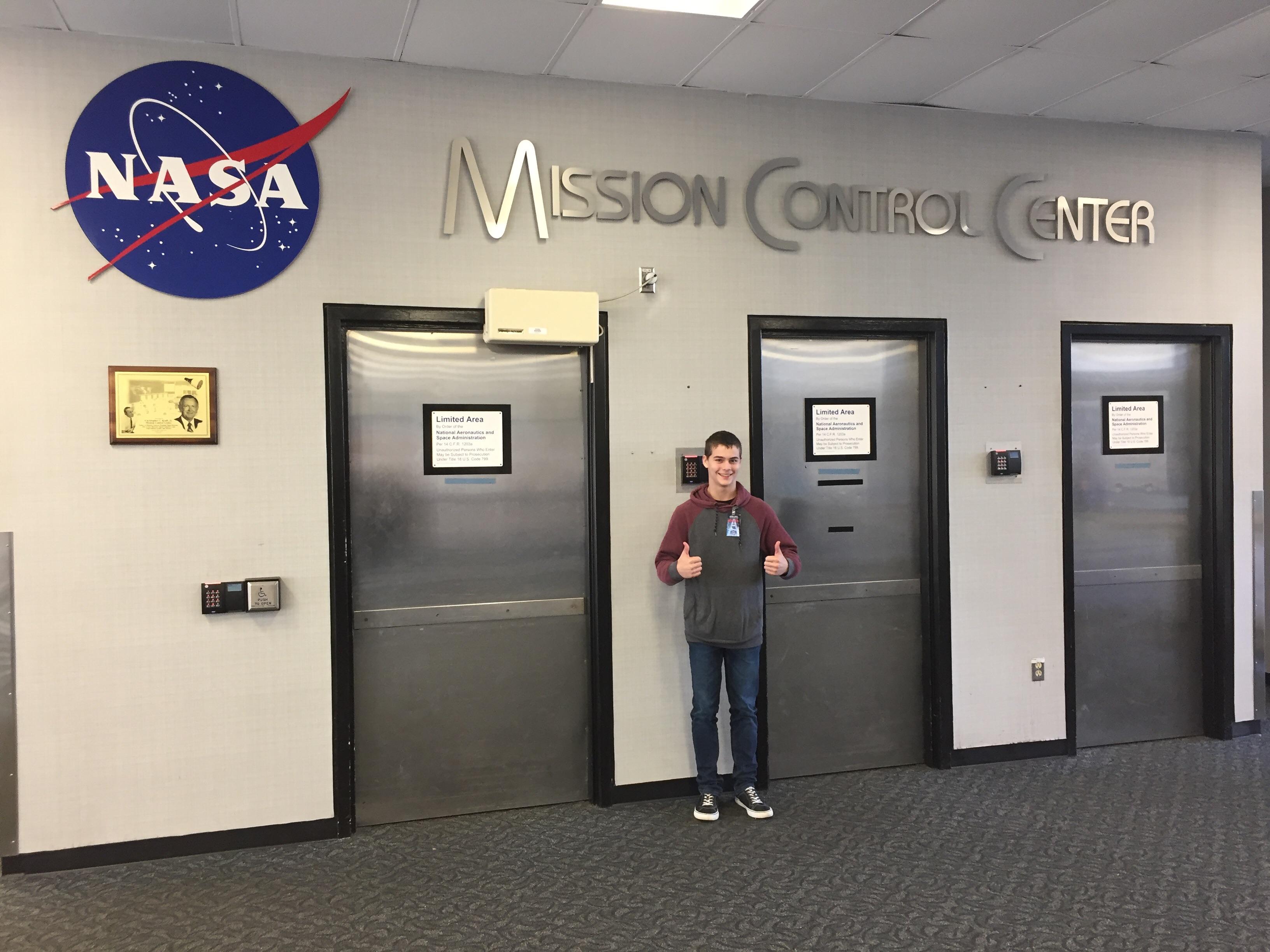 mission control at johnson space center Reddit post and comment