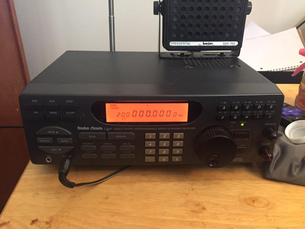 I just got this old radio shack(1994 200 channels)for free. It works