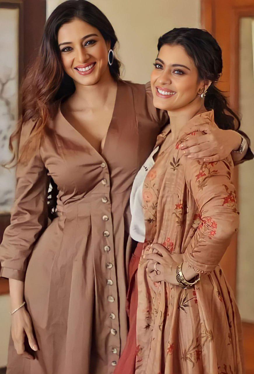 Two milfy moms at one place would love to be part of threesome : milfiwood