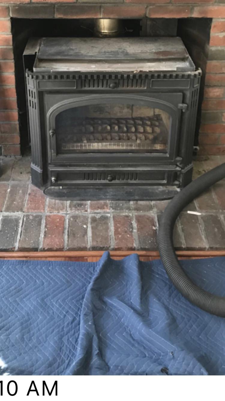 What type of stove is this? And would I be able to find replacement