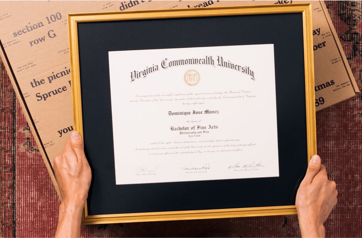 Anyone know where i can find a frame like this?? framing