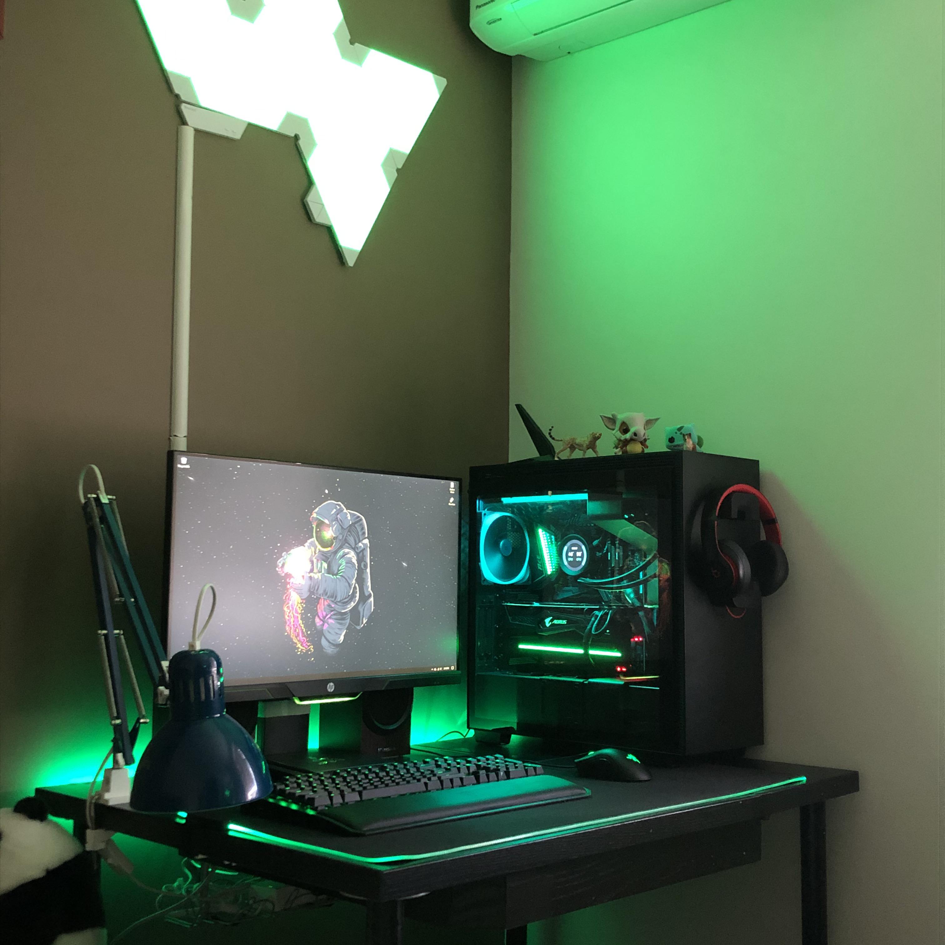 My new Green/Black setup! Dream setup! r/setups