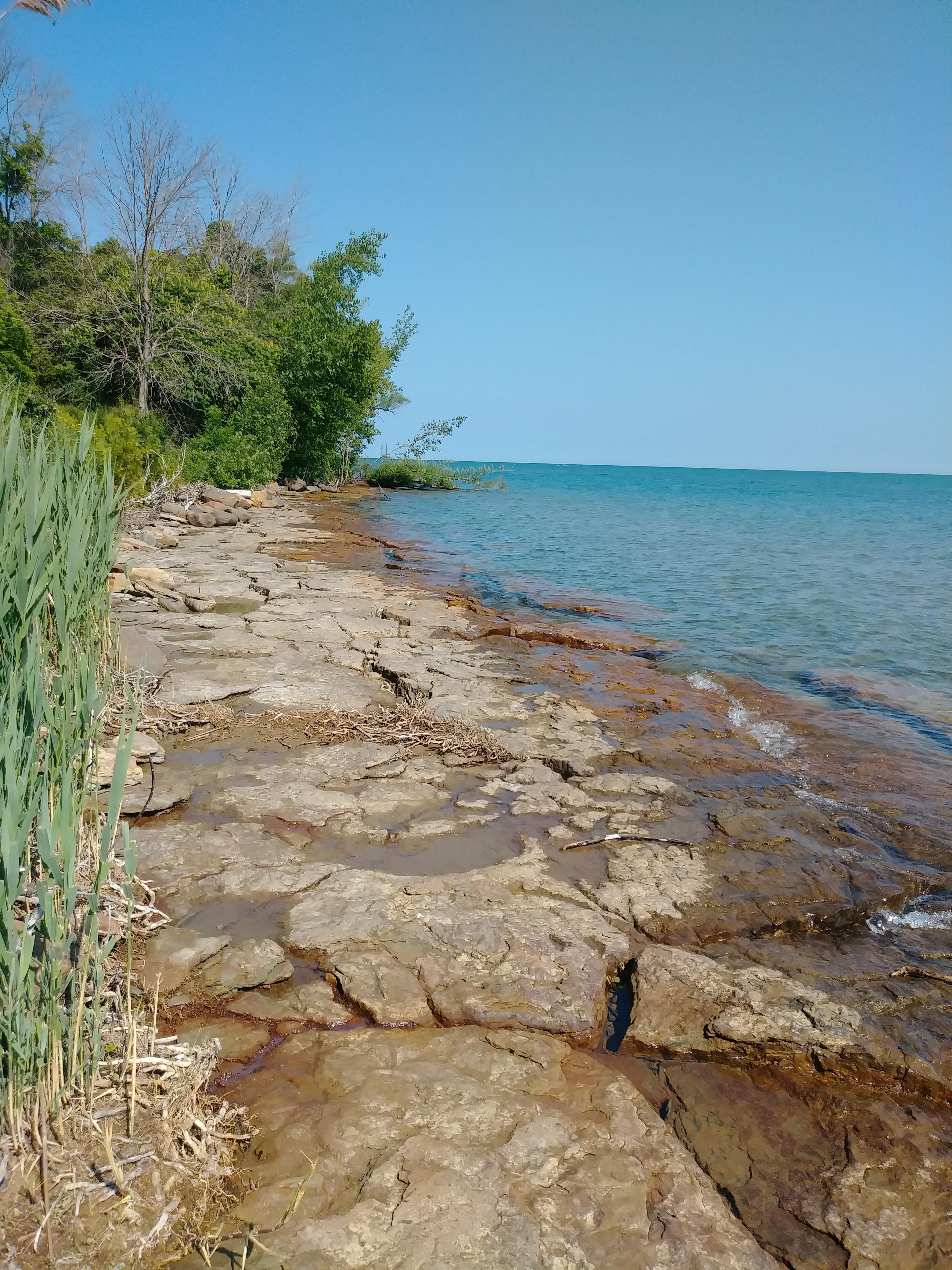 Lake Huron. Picture taken in Port Hope r/GreatLakesPics