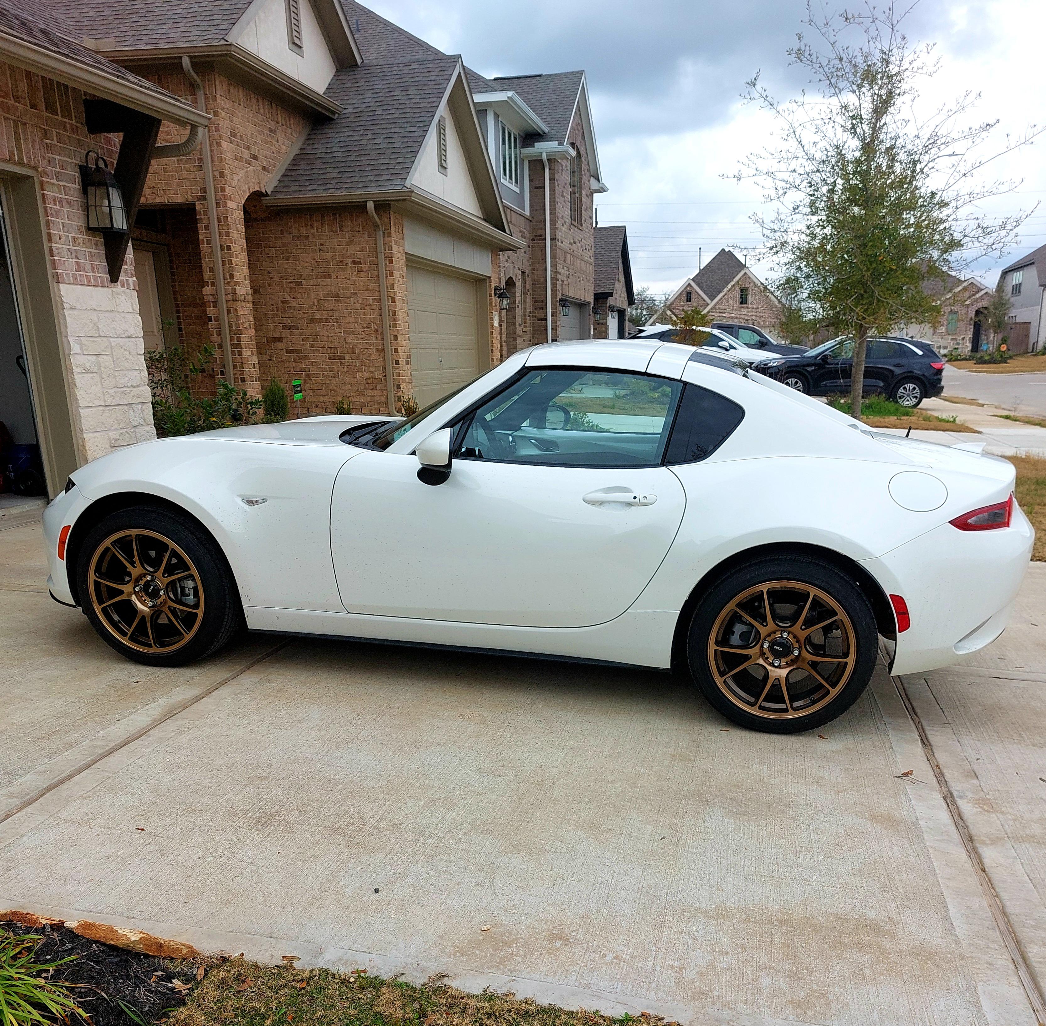 New shoes on the ride r/Miata